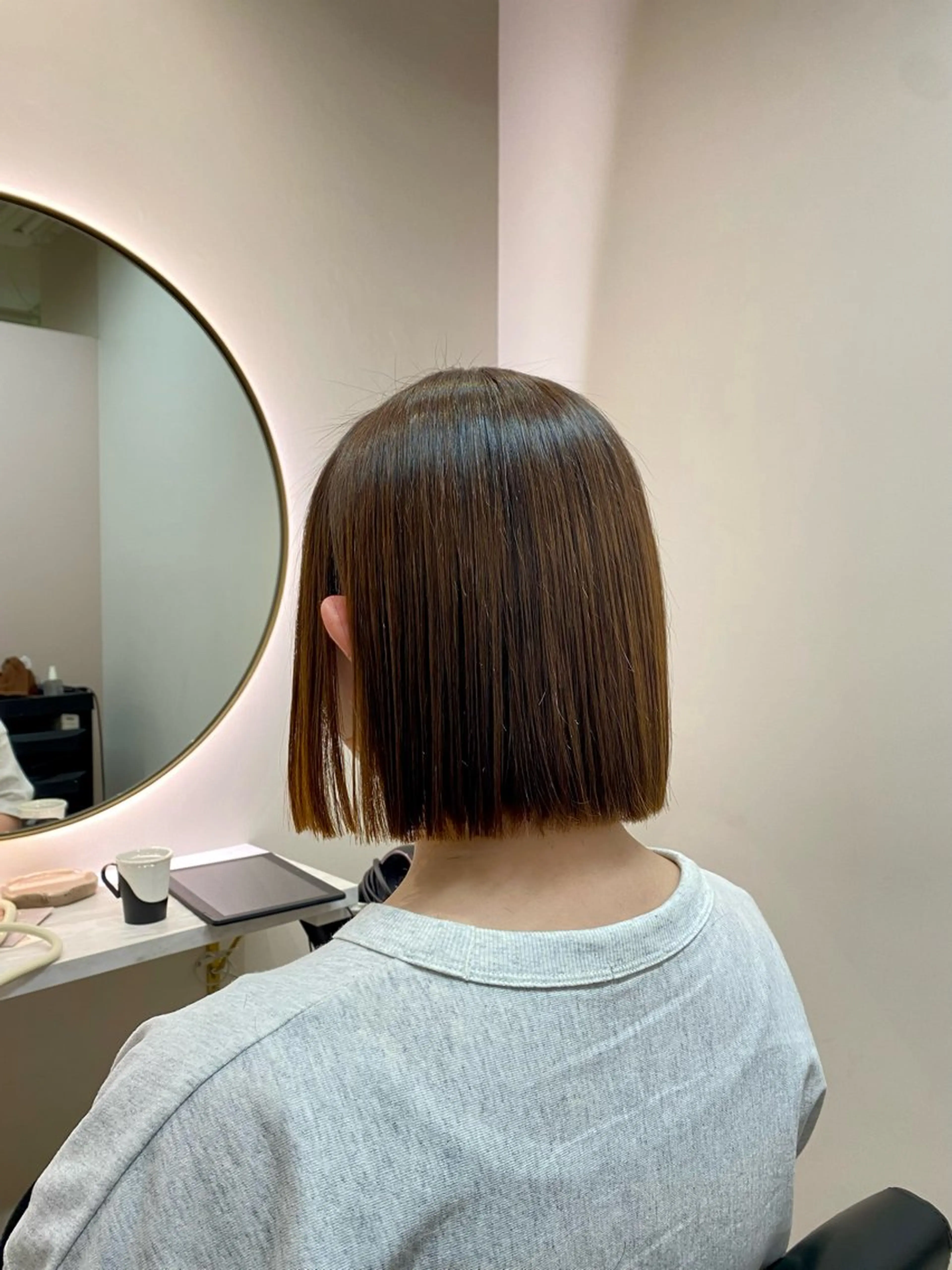 ショート 切りっぱなしボブ ボブ 韓国🇰🇷艶髪 ケアカラーSHURIのヘアスタイル