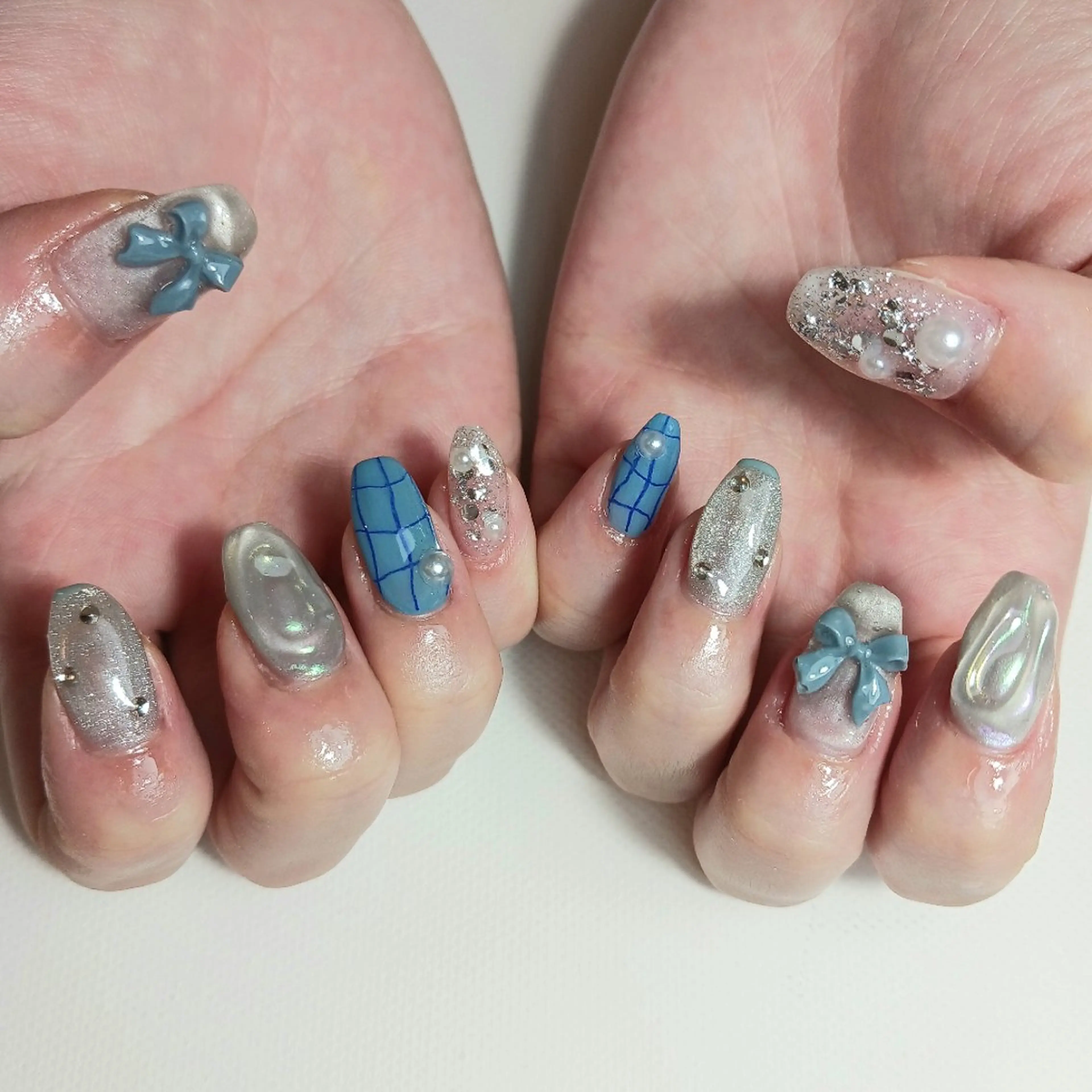 ネイル ブルー ジェルネイル 持ち込み リボン 夏ネイル ハンドネイル owlnail /持込みデザイン専門のネイルデザイン