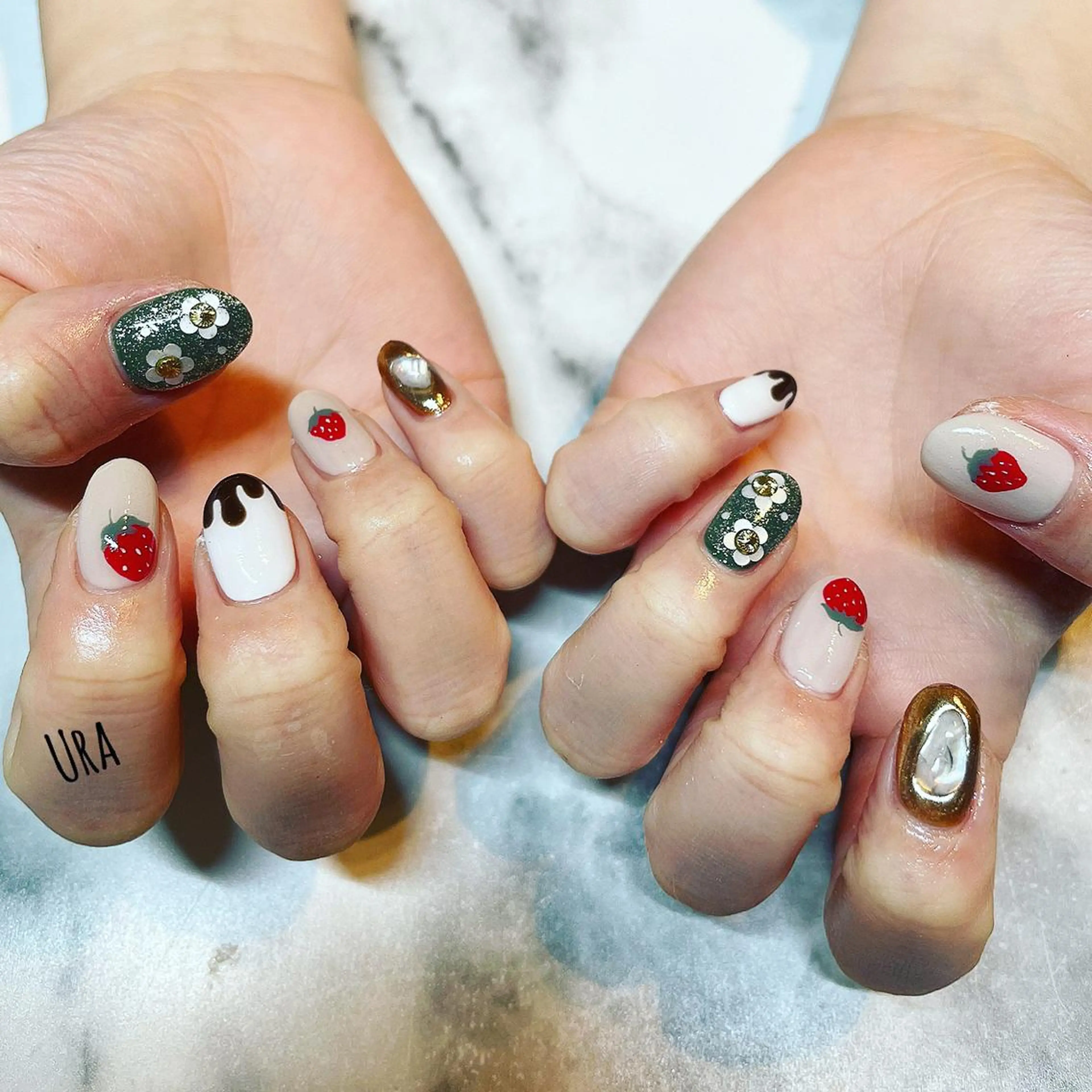 ネイル ハンドネイル UrakoNail 《nail》のネイルデザイン