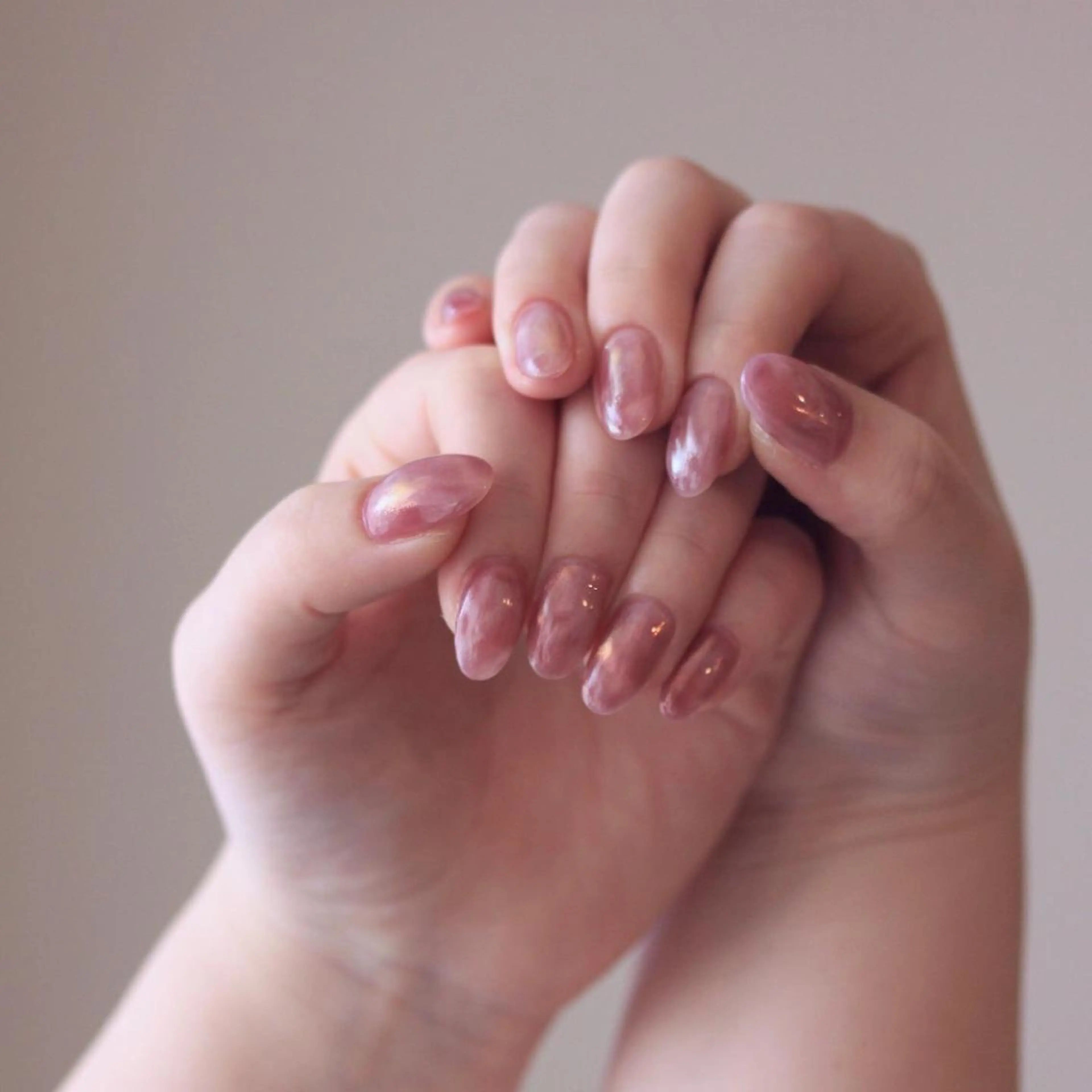 ネイル オーロラネイル ハンドネイル Elio所属・Elio 国泰寺のネイルデザイン