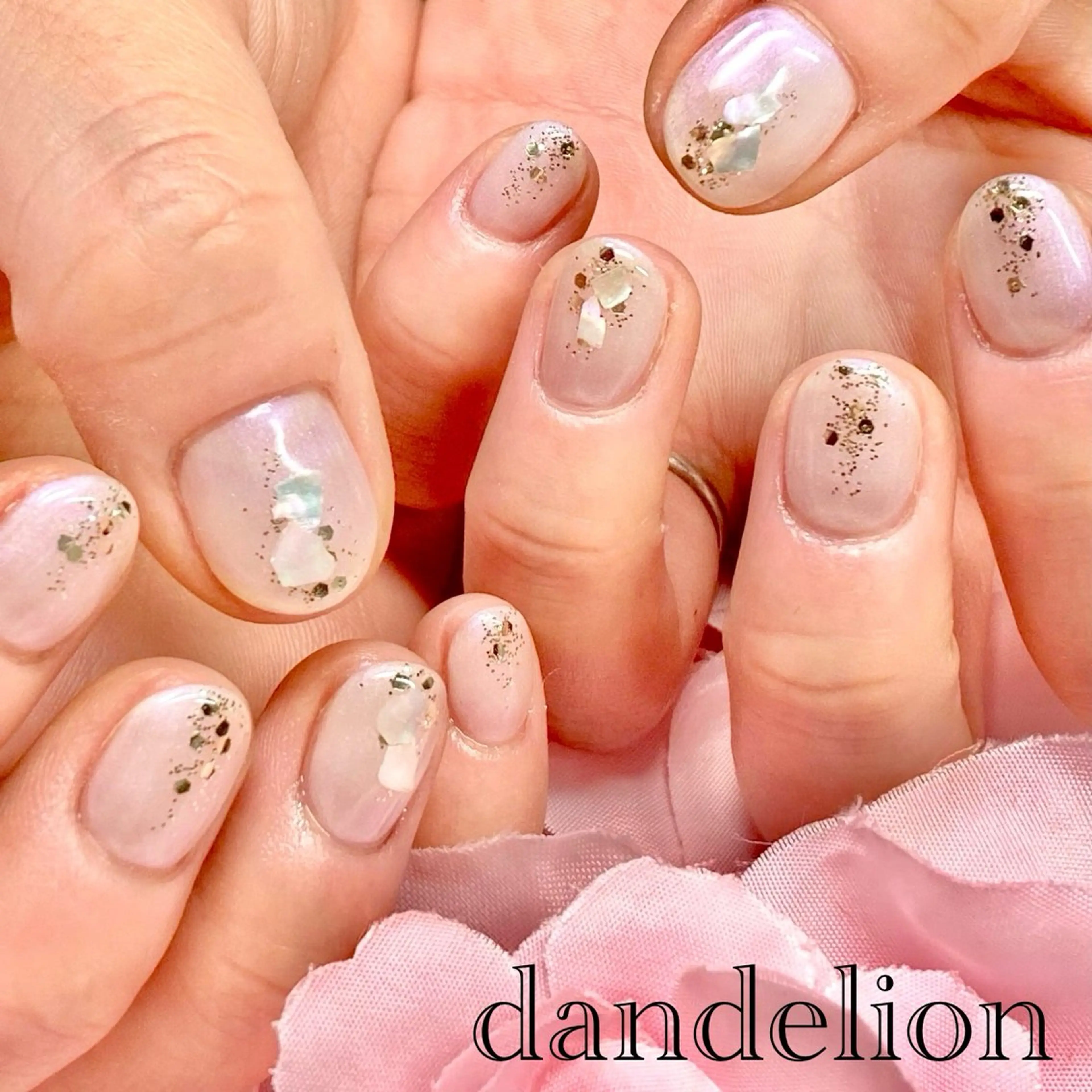 ネイル ハンドネイル ハンドケア dandelion ダンデライオンのネイルデザイン