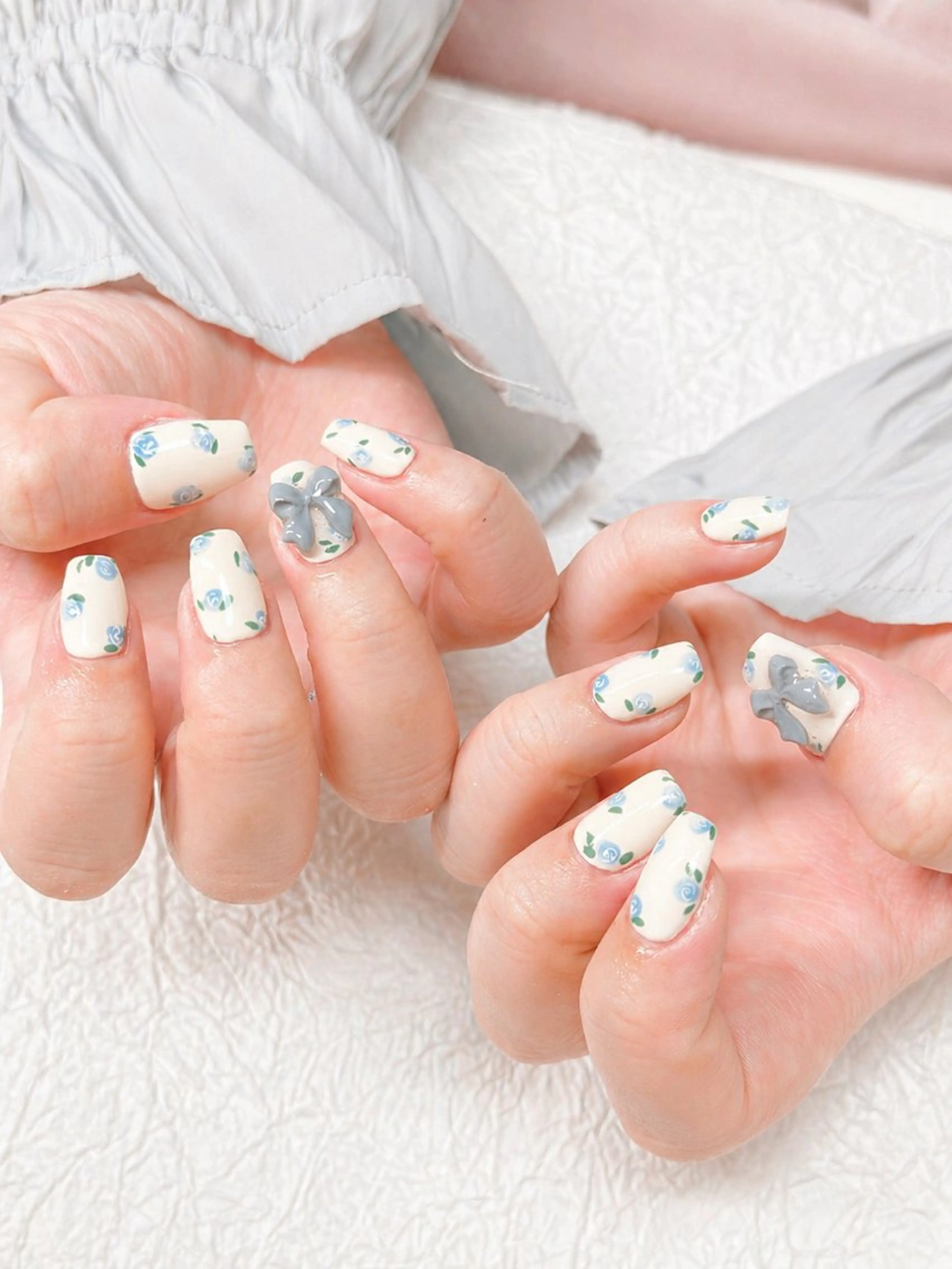 ネイル フラワーネイル ガーリー 韓国ネイル リボン ショートネイル nailist yuiのネイルデザイン