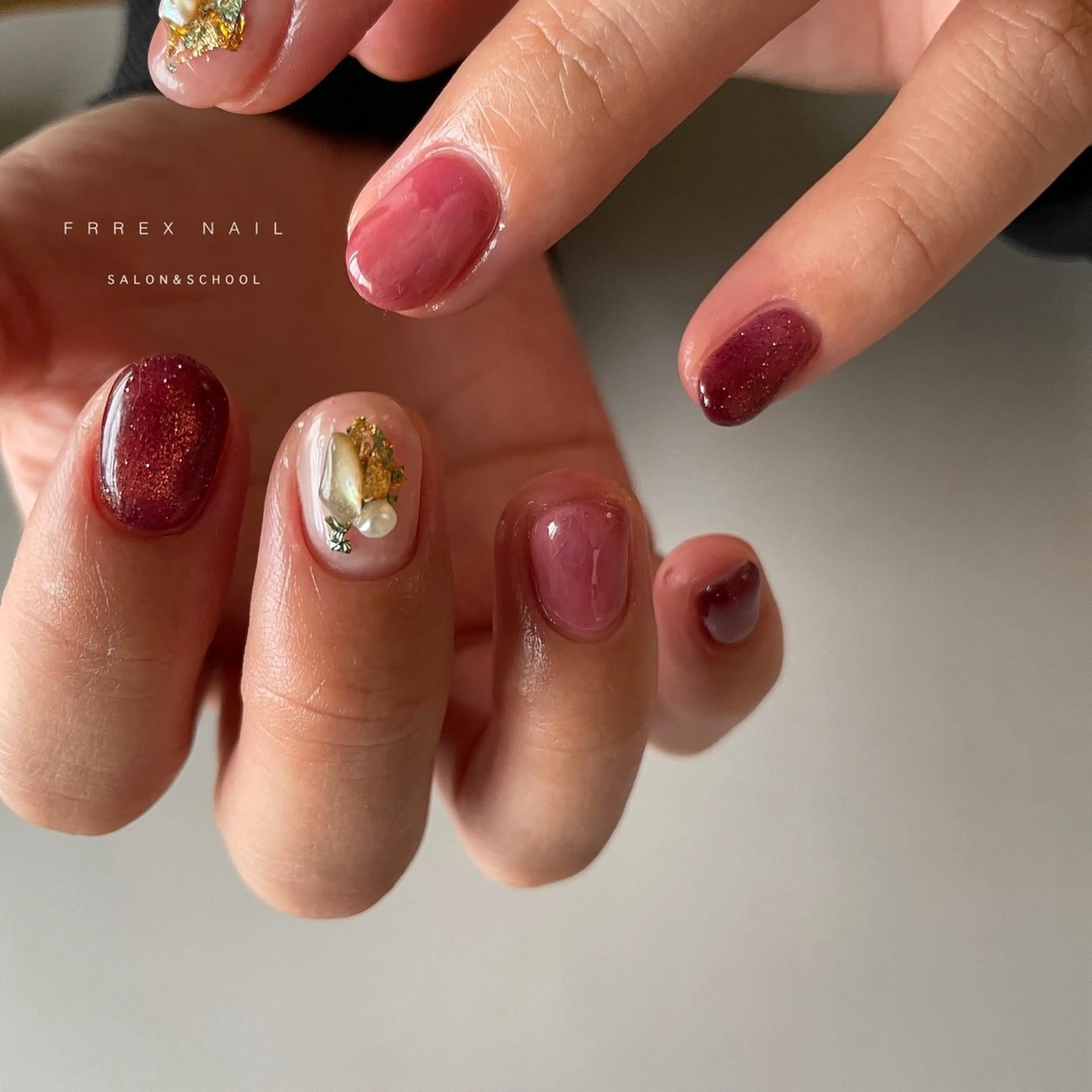ネイル ピンク ハンドネイル ハンドケア freex nail /ニュアンス/個性派のネイルデザイン