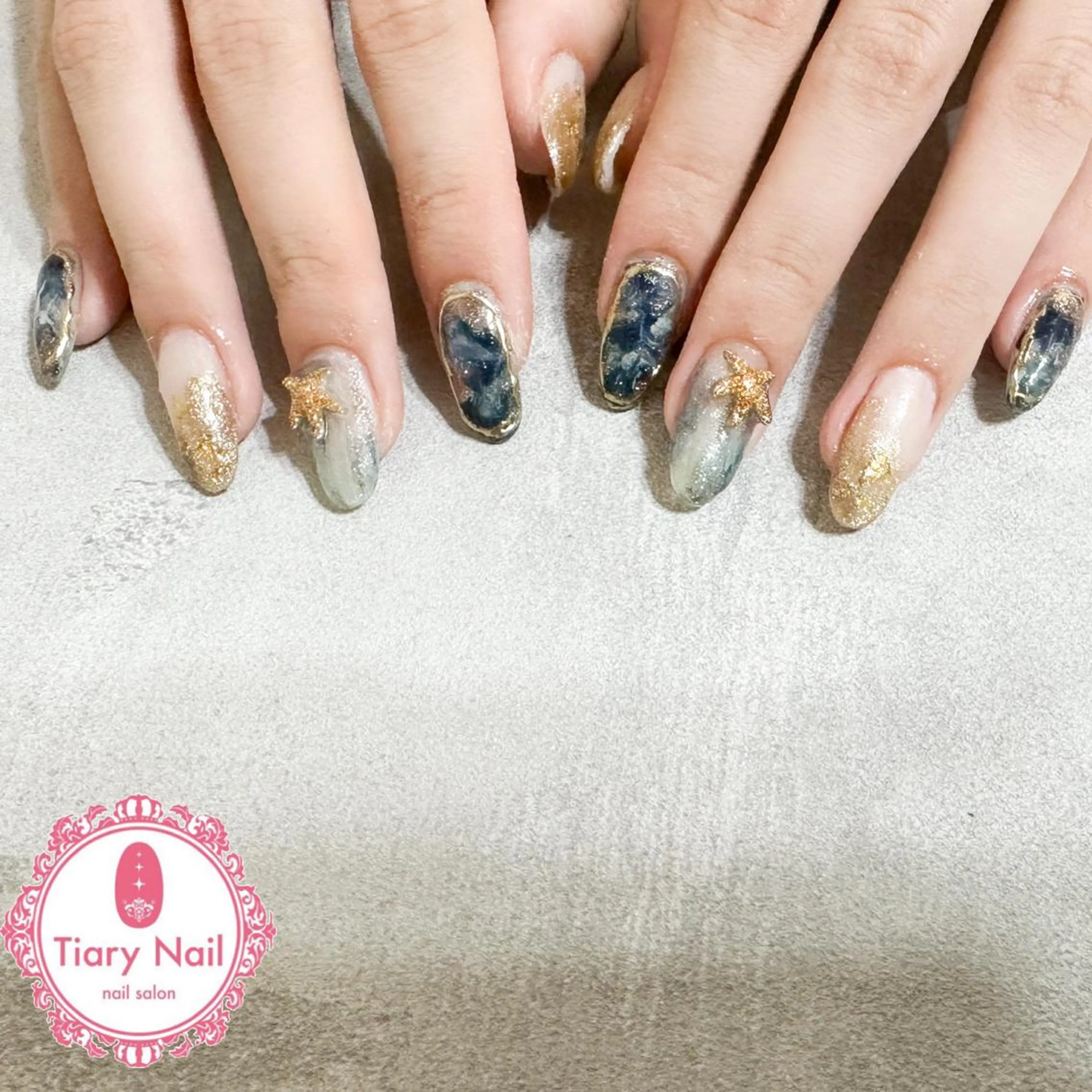 ネイル tiarynail K K🐼のネイルデザイン