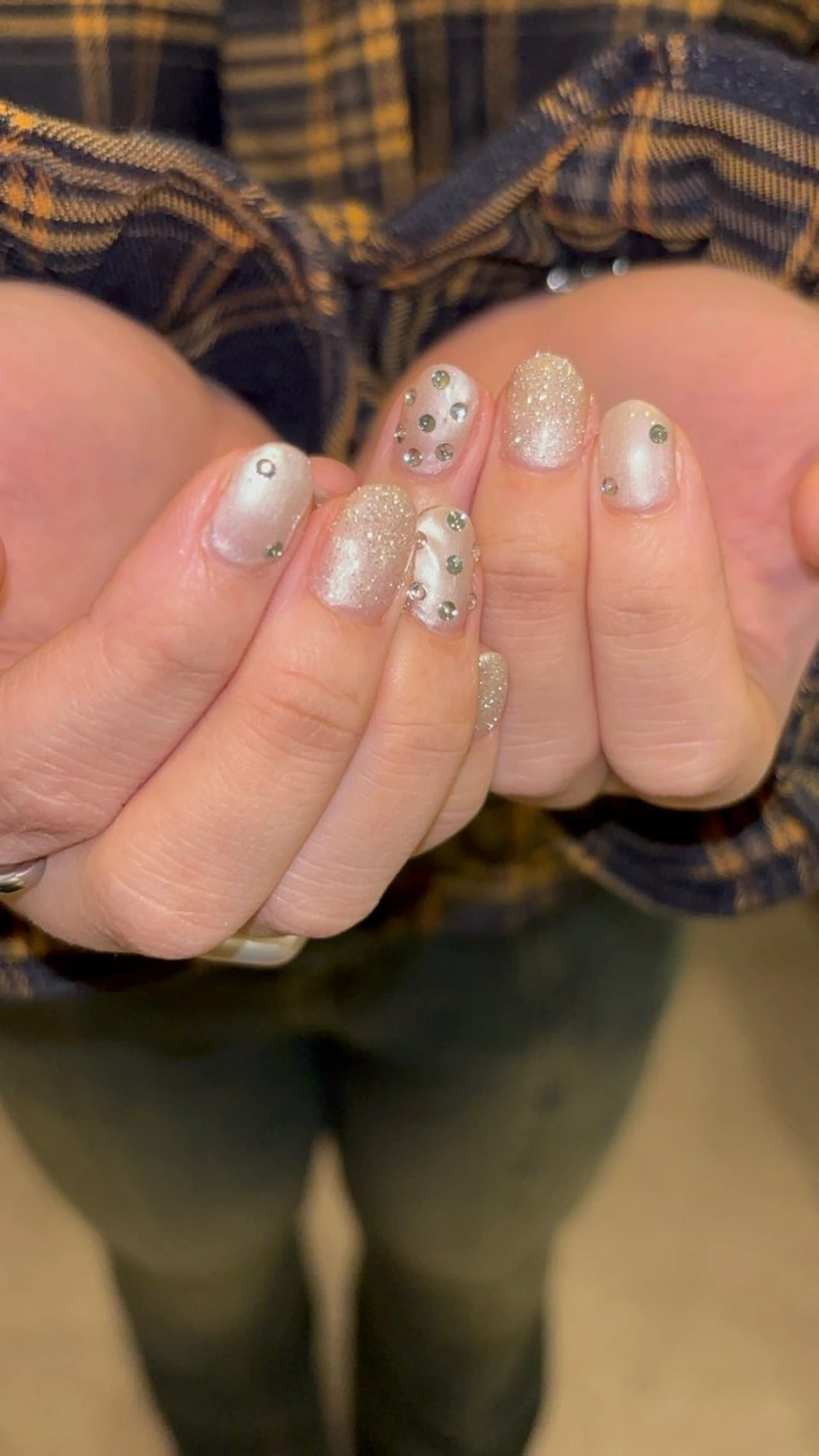 ネイル ニュアンスネイル ハンドネイル さやかNail 堺筋本町🎀🫧のネイルデザイン