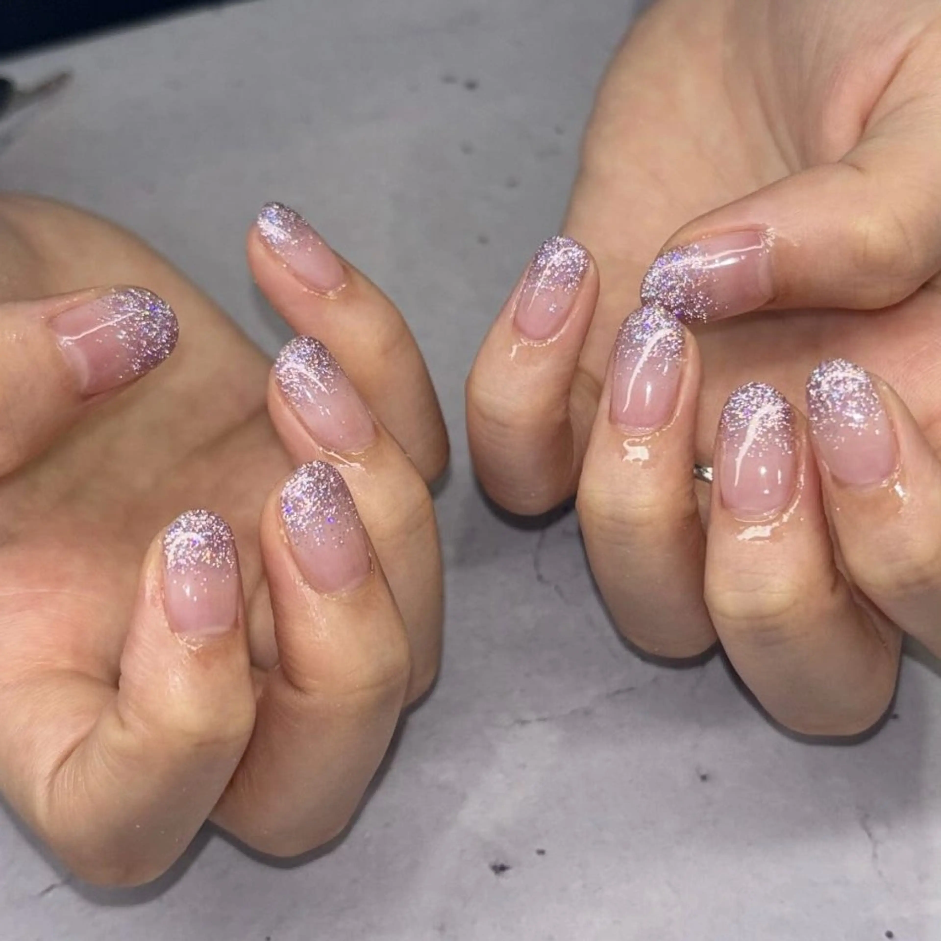 ネイル フラッシュネイル ラメ(グリッター) ラメグラデーション ハンドネイル 荒巻 めいのネイルデザイン