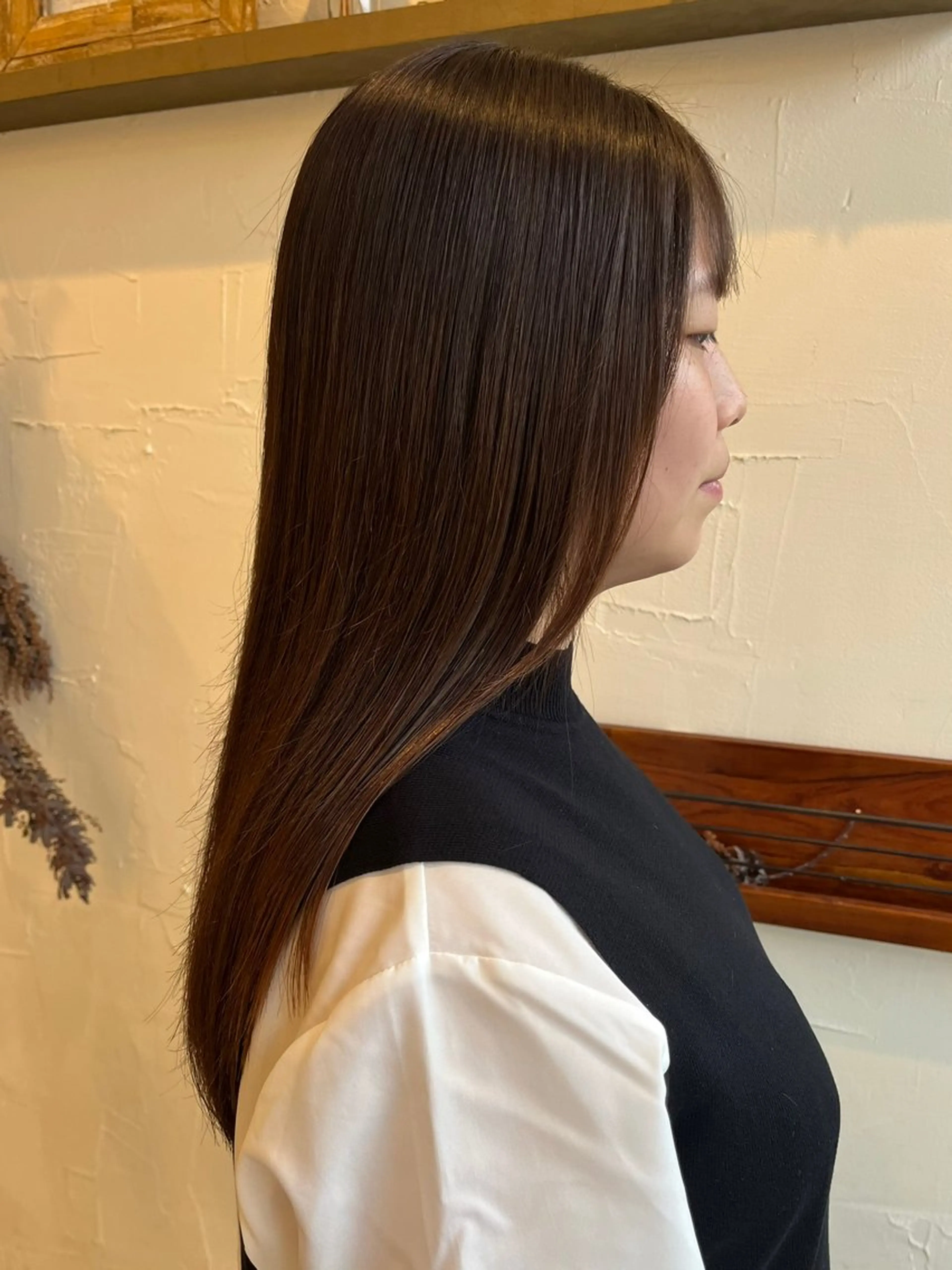 ロング トリートメント 渡辺 まみのヘアスタイル