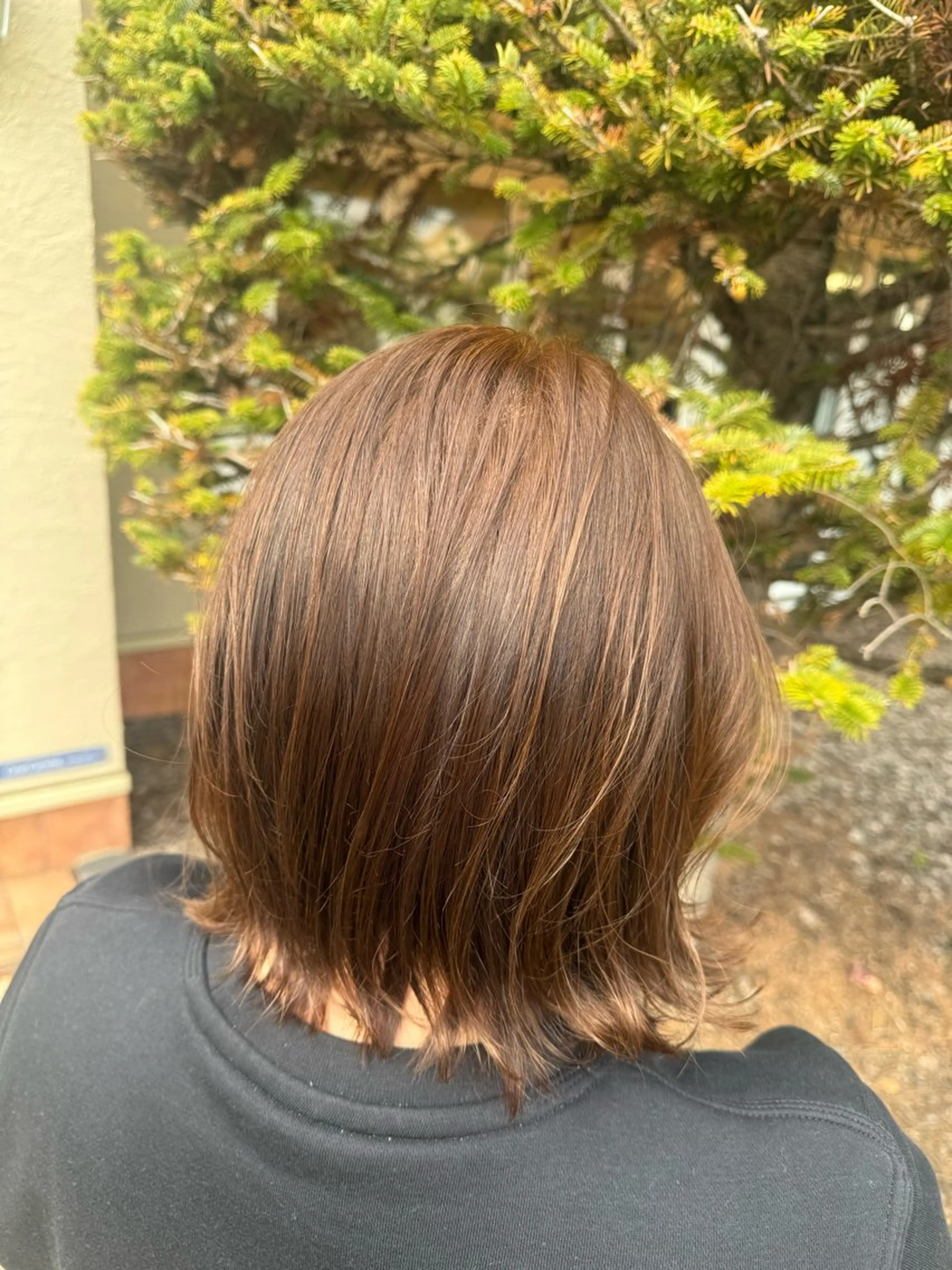 ミディアム カラー ベージュカラー ブリーチ ブラウンカラー ブリーチなしカラー 𝒇𝒍𝒂𝒕/ 𝐇𝐈𝐍𝐀のヘアスタイル