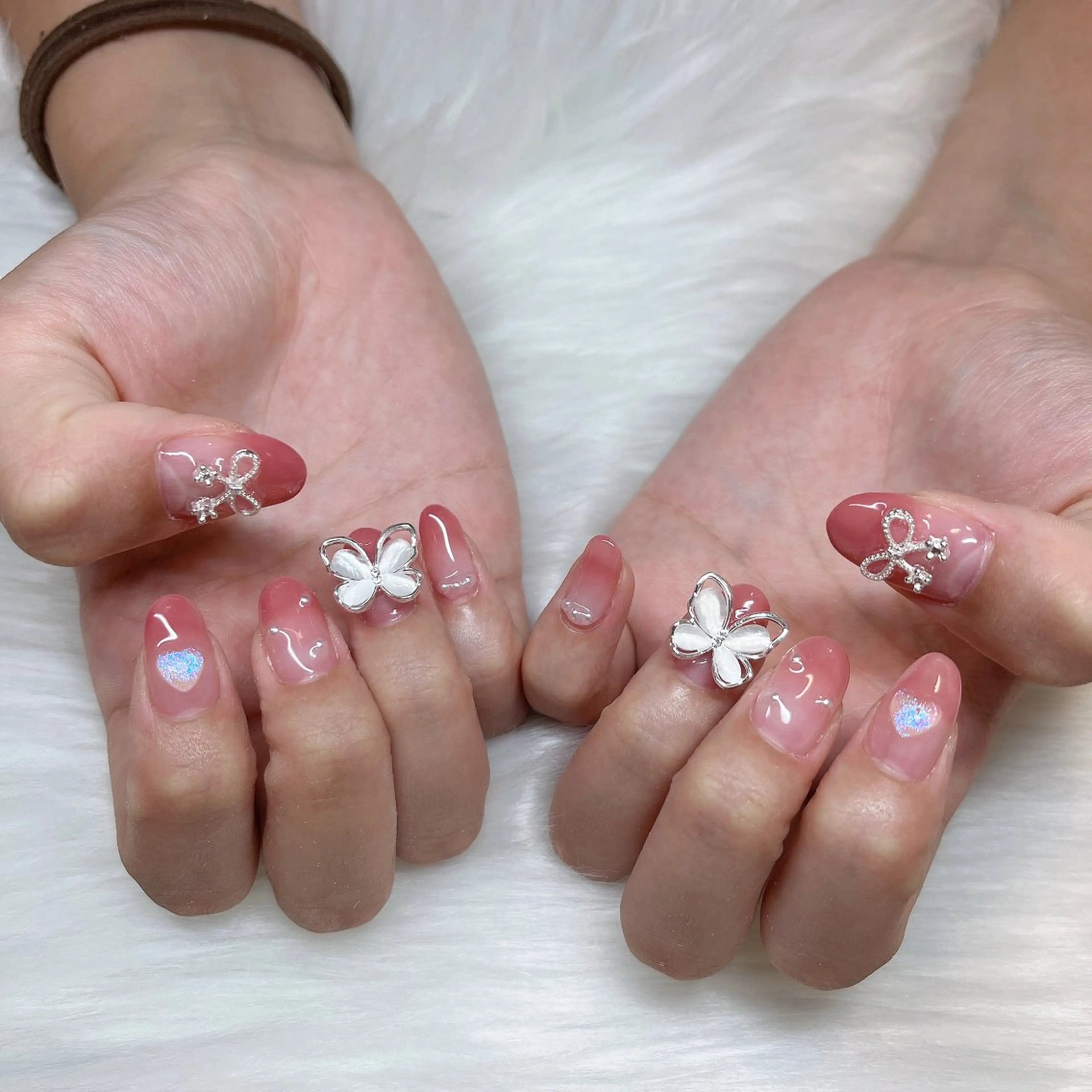 ネイル 児玉 茉緒のネイルデザイン