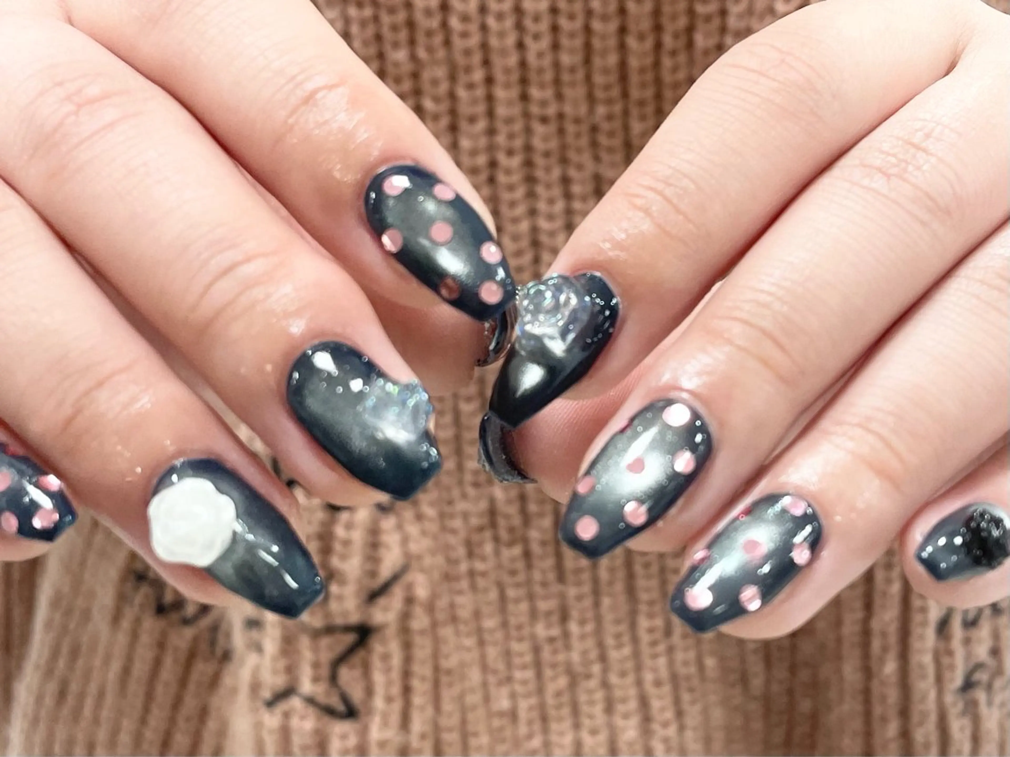 ミディアム 尾張 玖羽のネイルデザイン