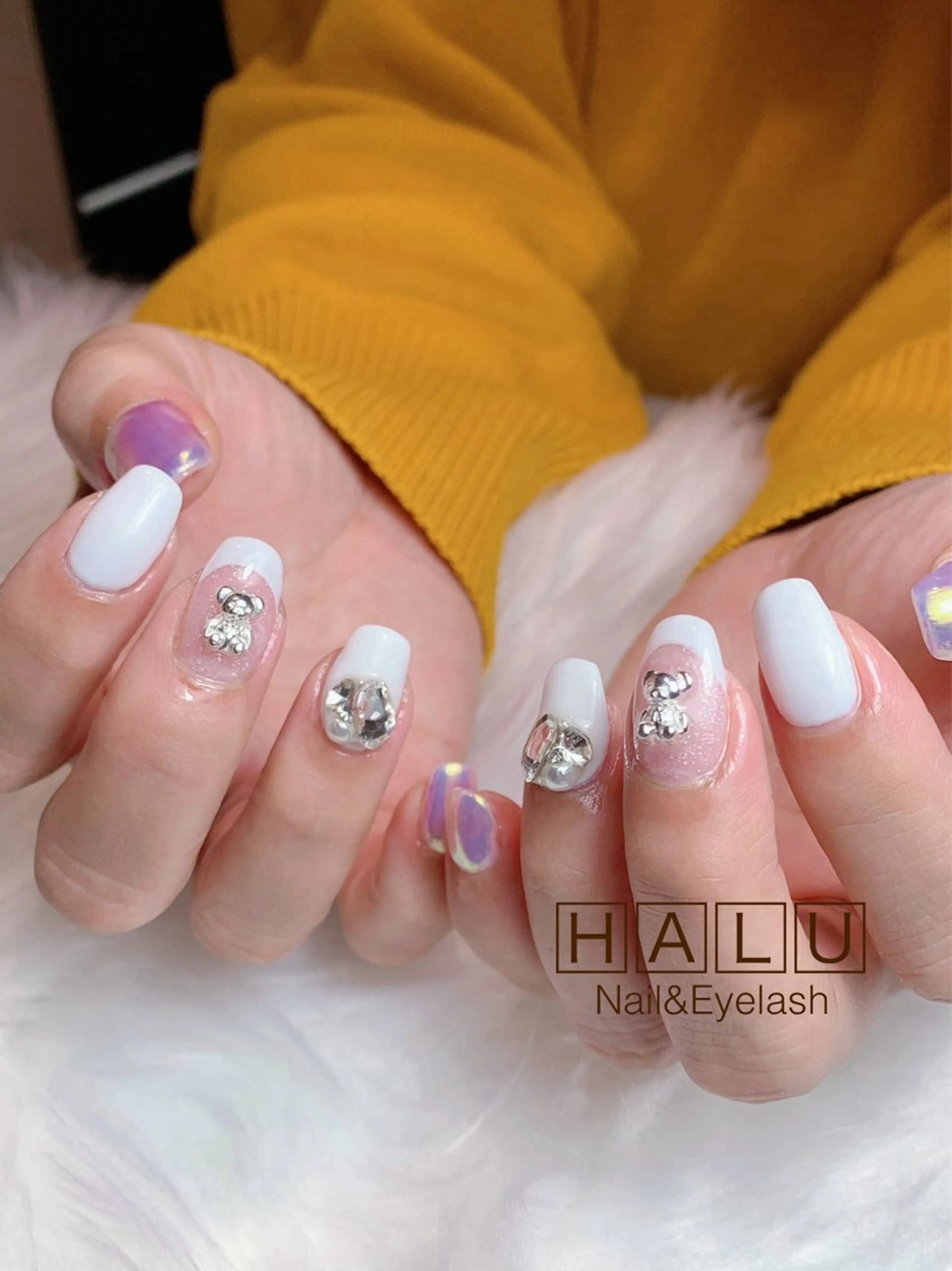 ネイル キラキラネイル ホワイト HALU ハルのネイルデザイン