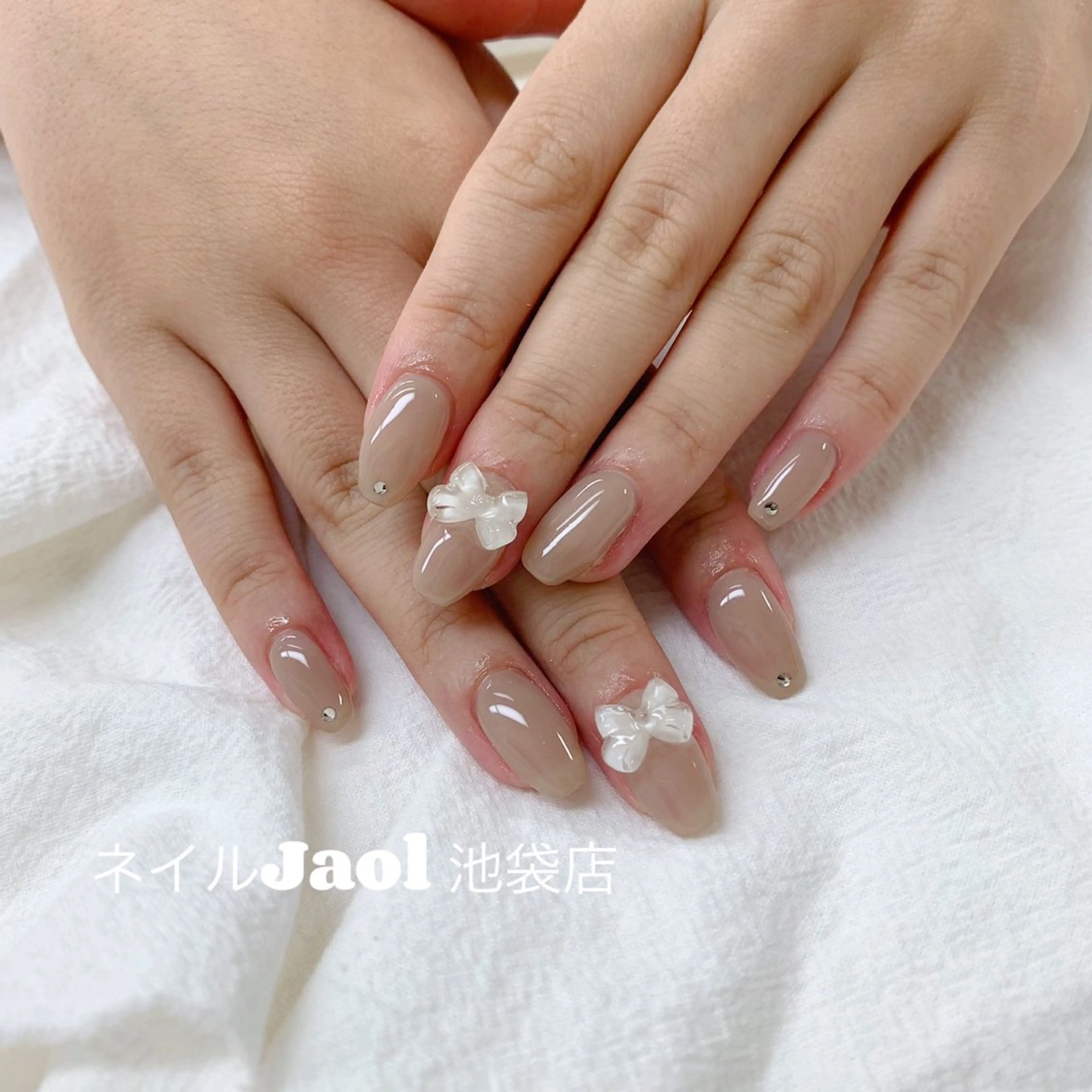 ミディアム ハンドネイル ネイルJaol 池袋のネイルデザイン