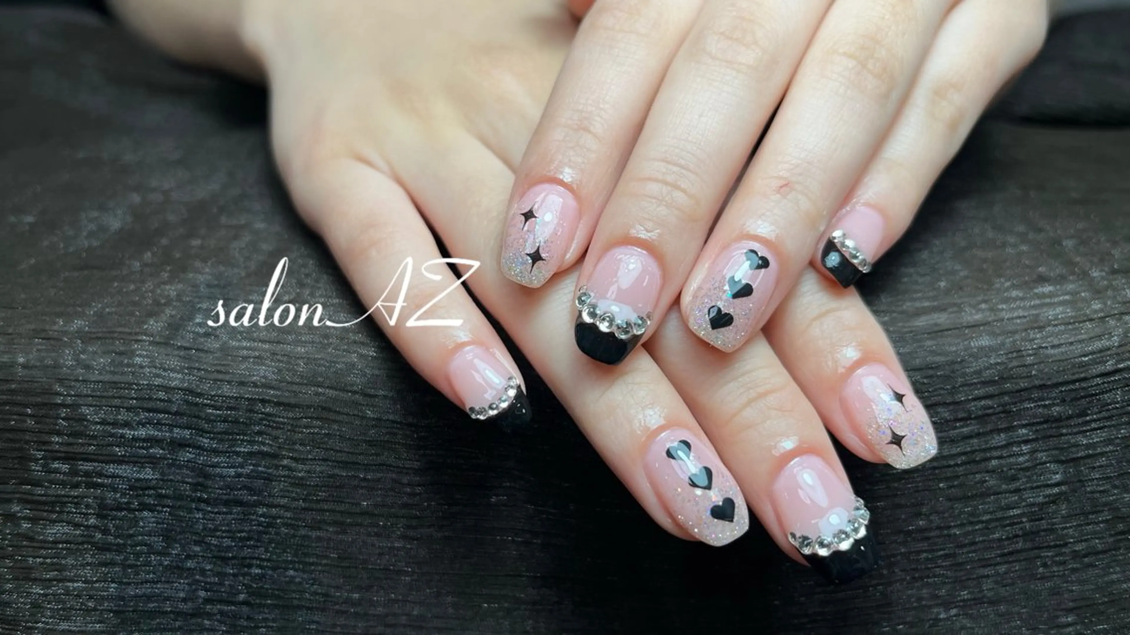 ネイル 長さ出し フットネイル フレンチネイル マグネットネイル ニュアンスネイル ハンドネイル salon AZのネイルデザイン