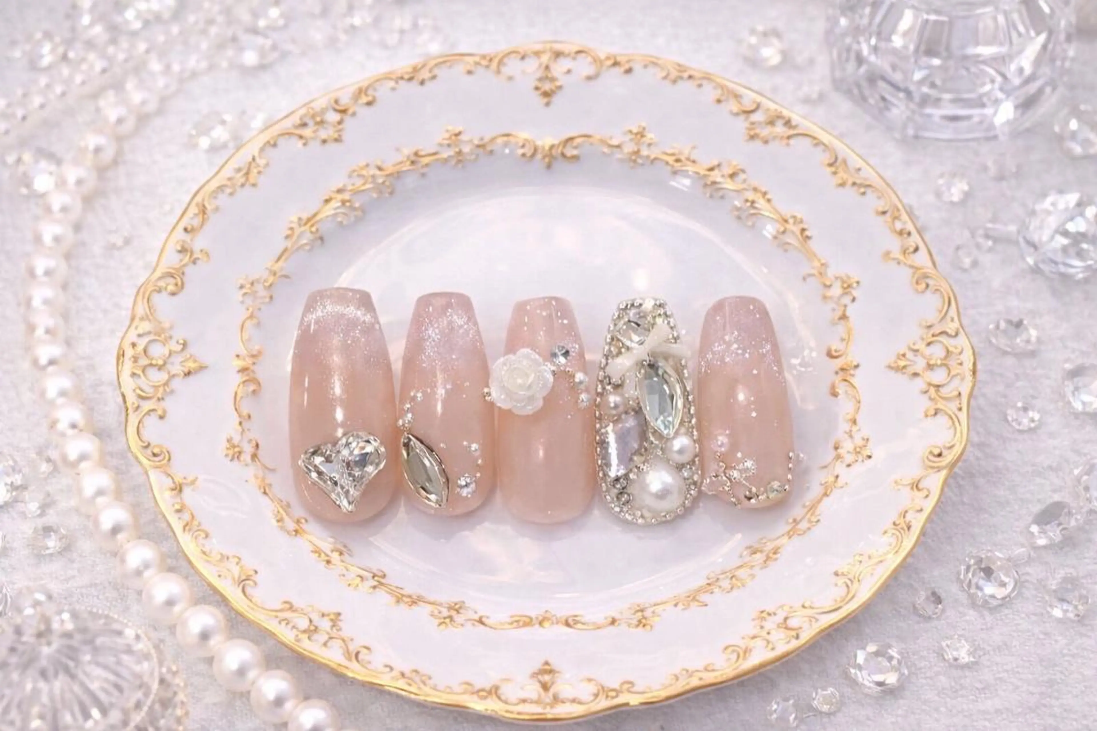 ネイル Sayaka❤️ REBEST京橋のネイルデザイン
