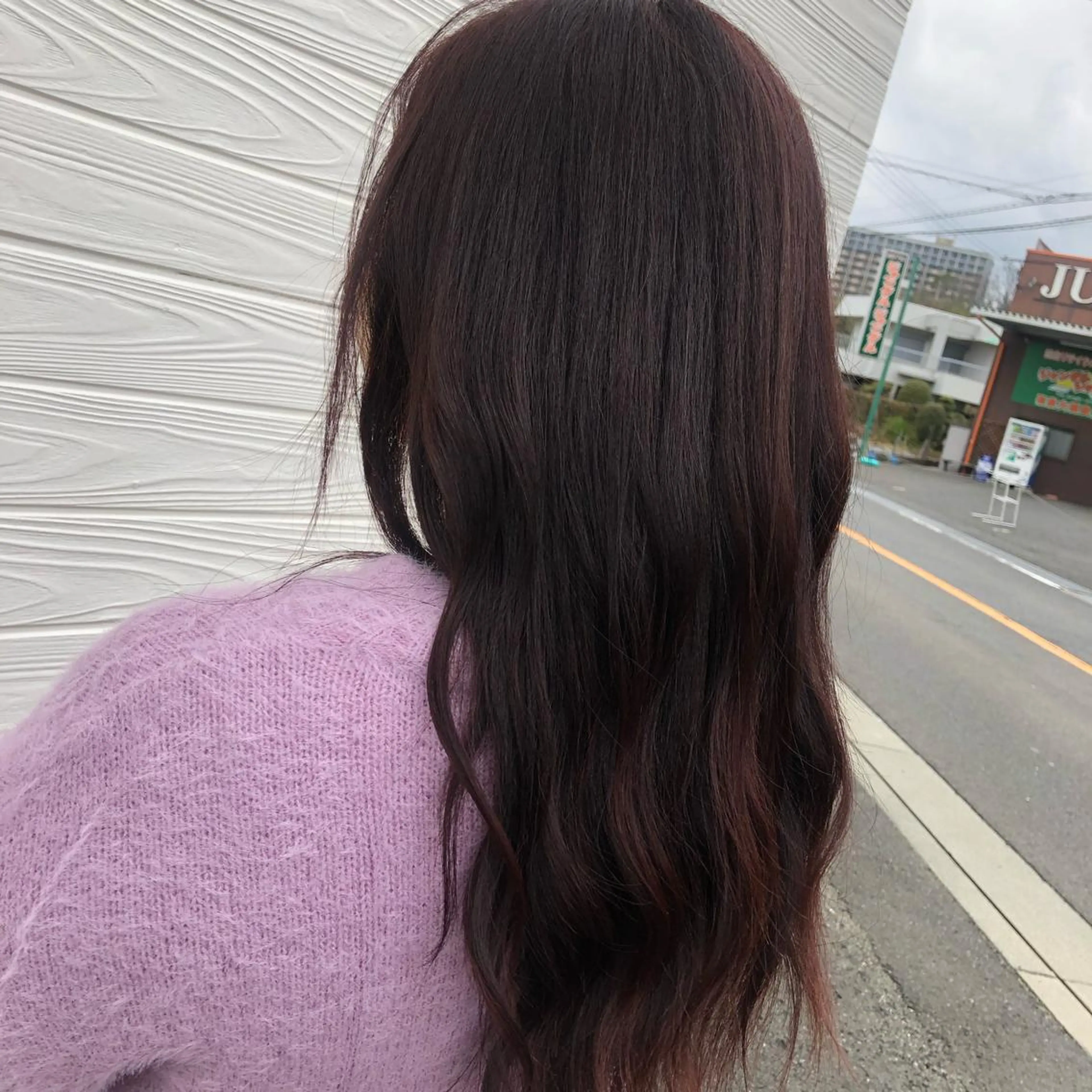 ロング ヘアカラー 半田 知穂のヘアスタイル