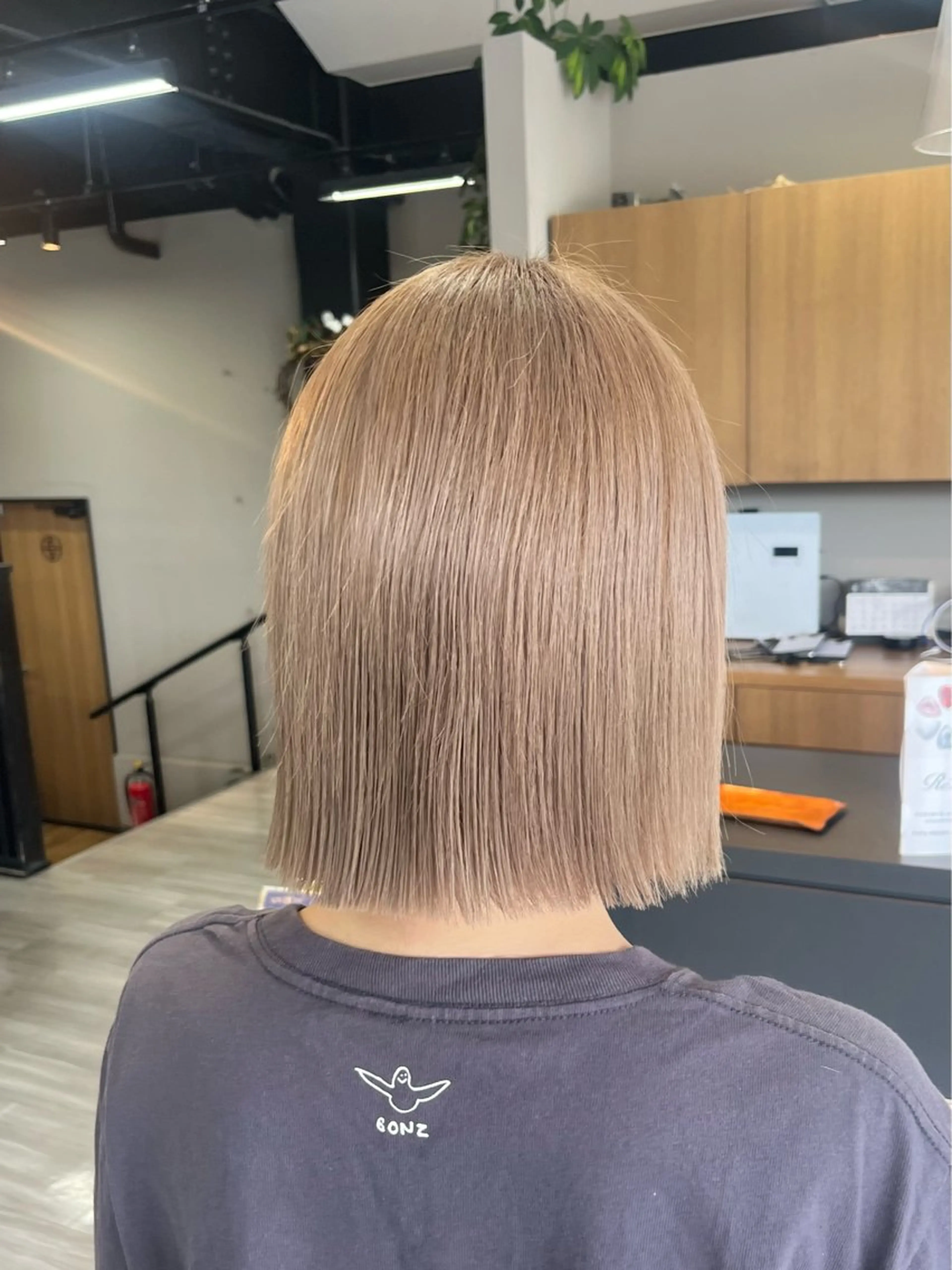 ミディアム alu yuinaのヘアスタイル