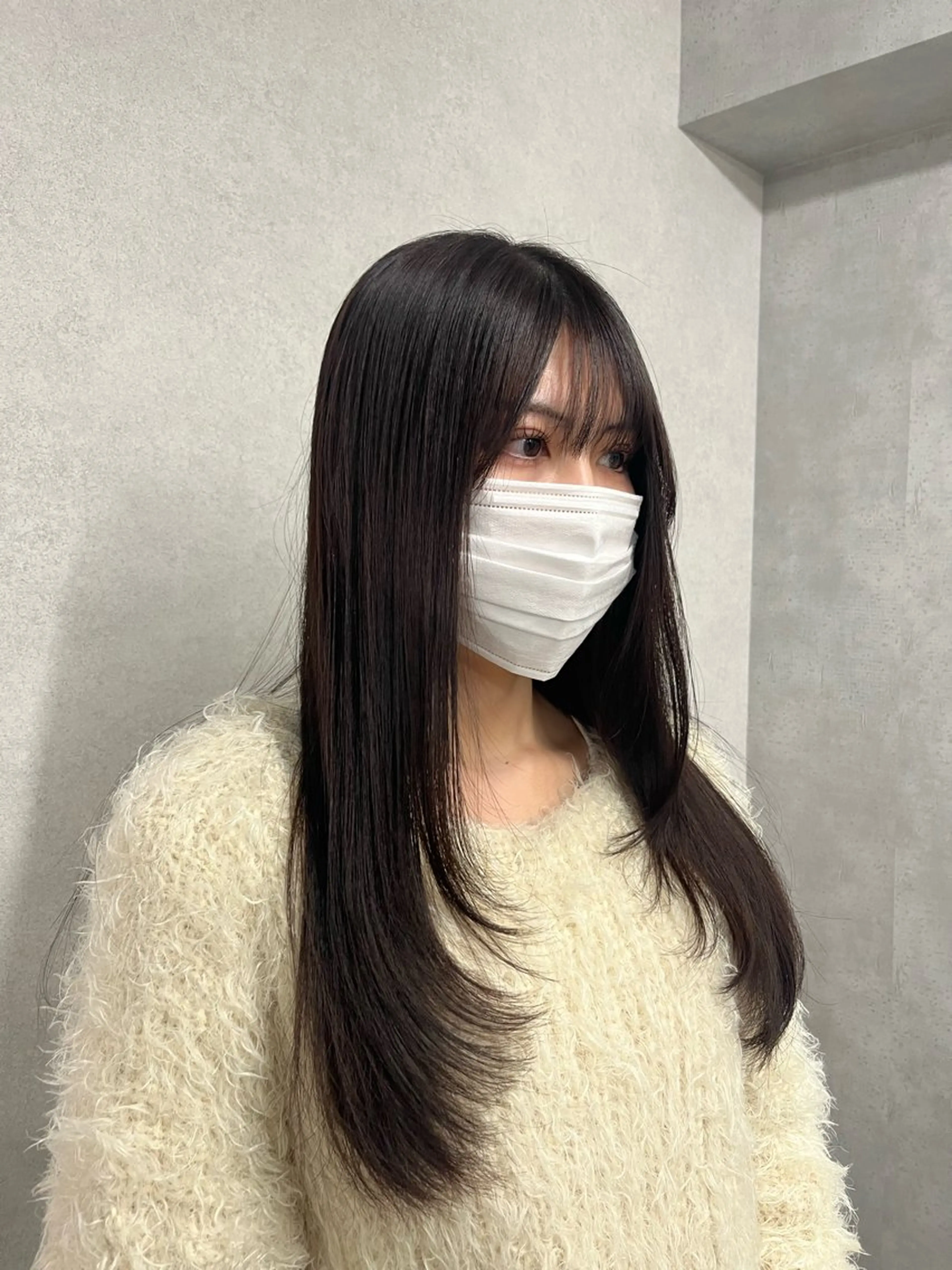 ロング レイヤーカット anon Loemのヘアスタイル