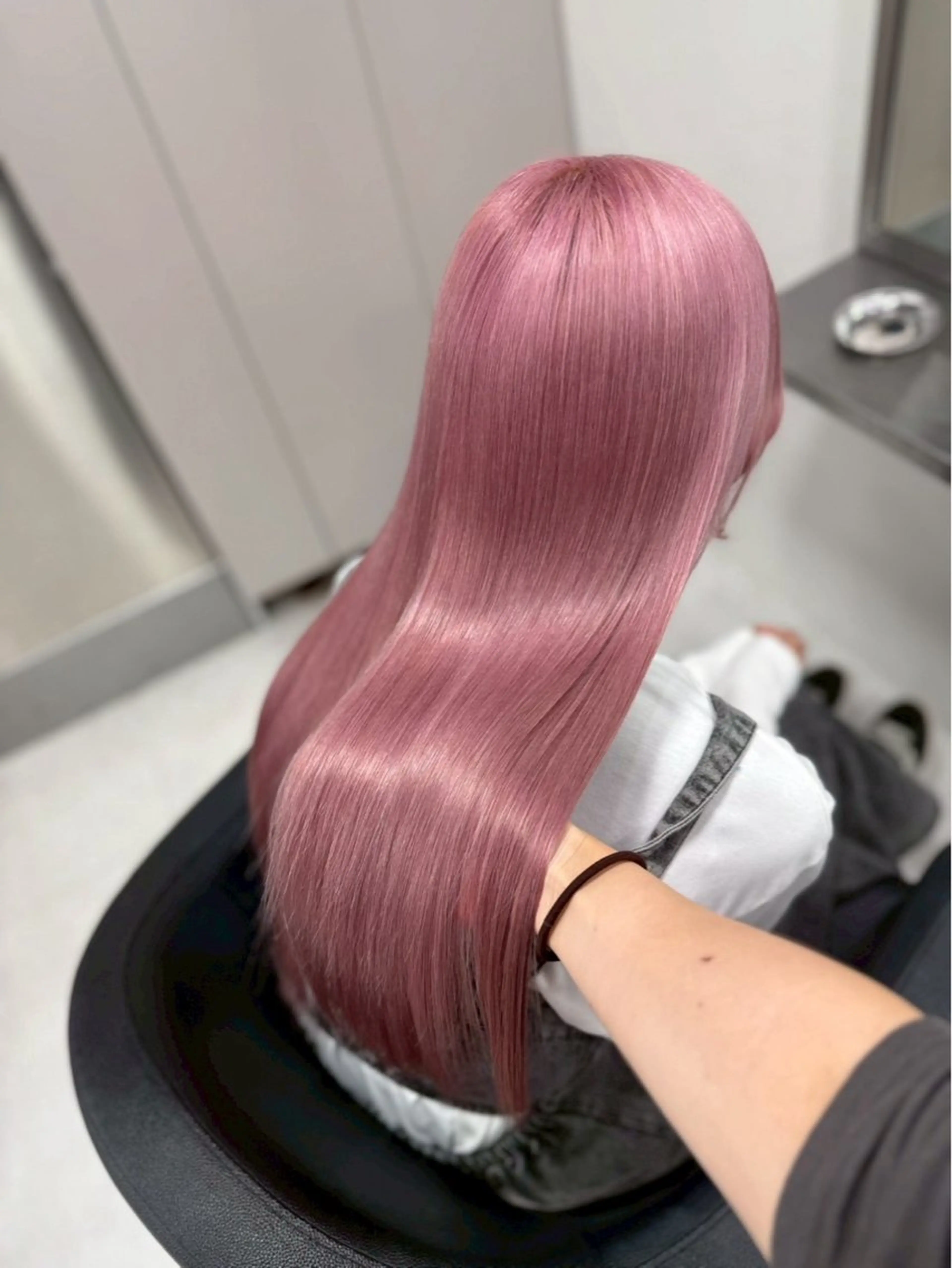 カラー ブリーチ 透明感カラー ハイトーンカラー ヘアカラー ハイトーンカラー💞 くるみ🎀のヘアスタイル