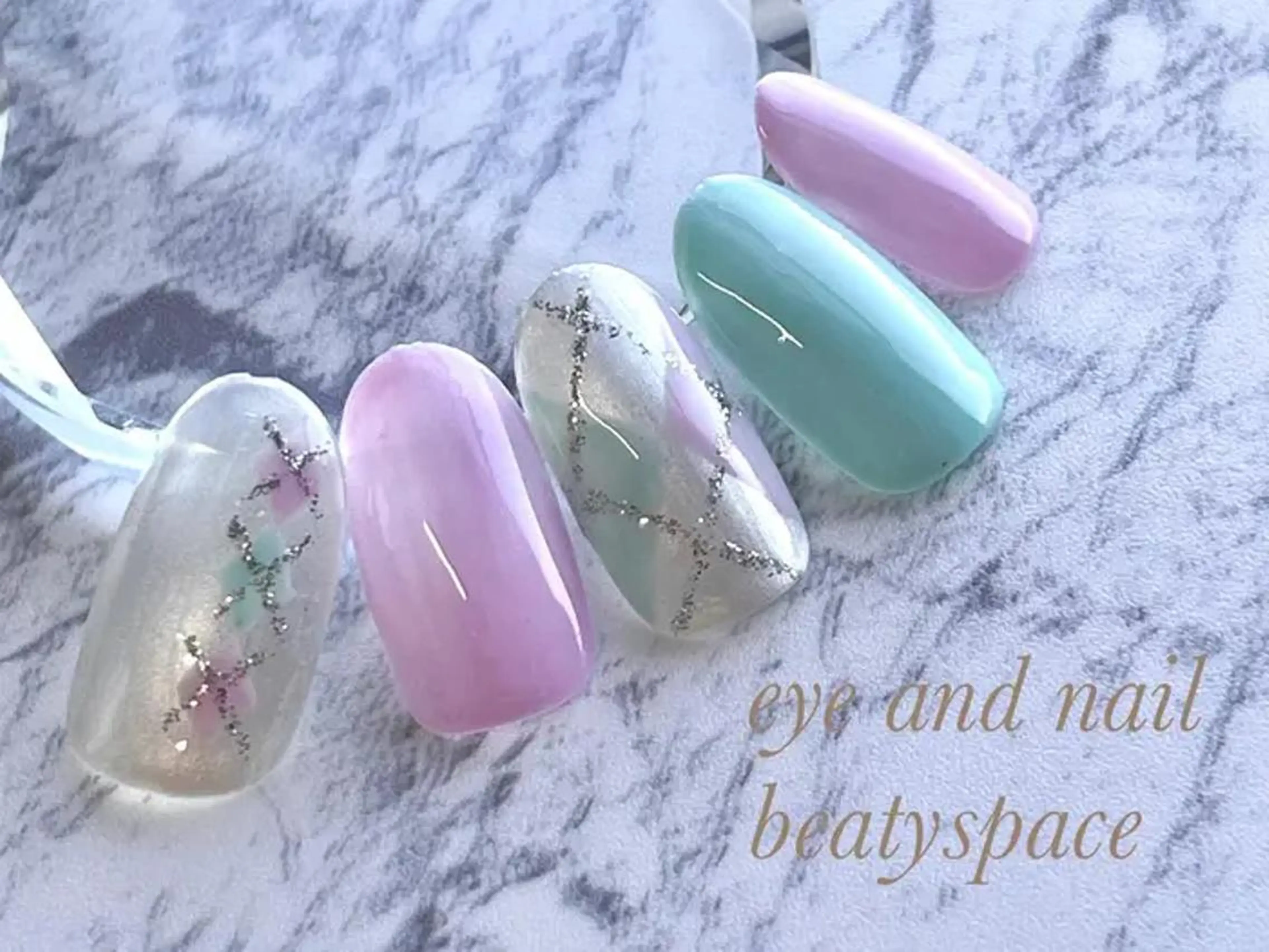 ネイル Nail❁Eye SERIのネイルデザイン