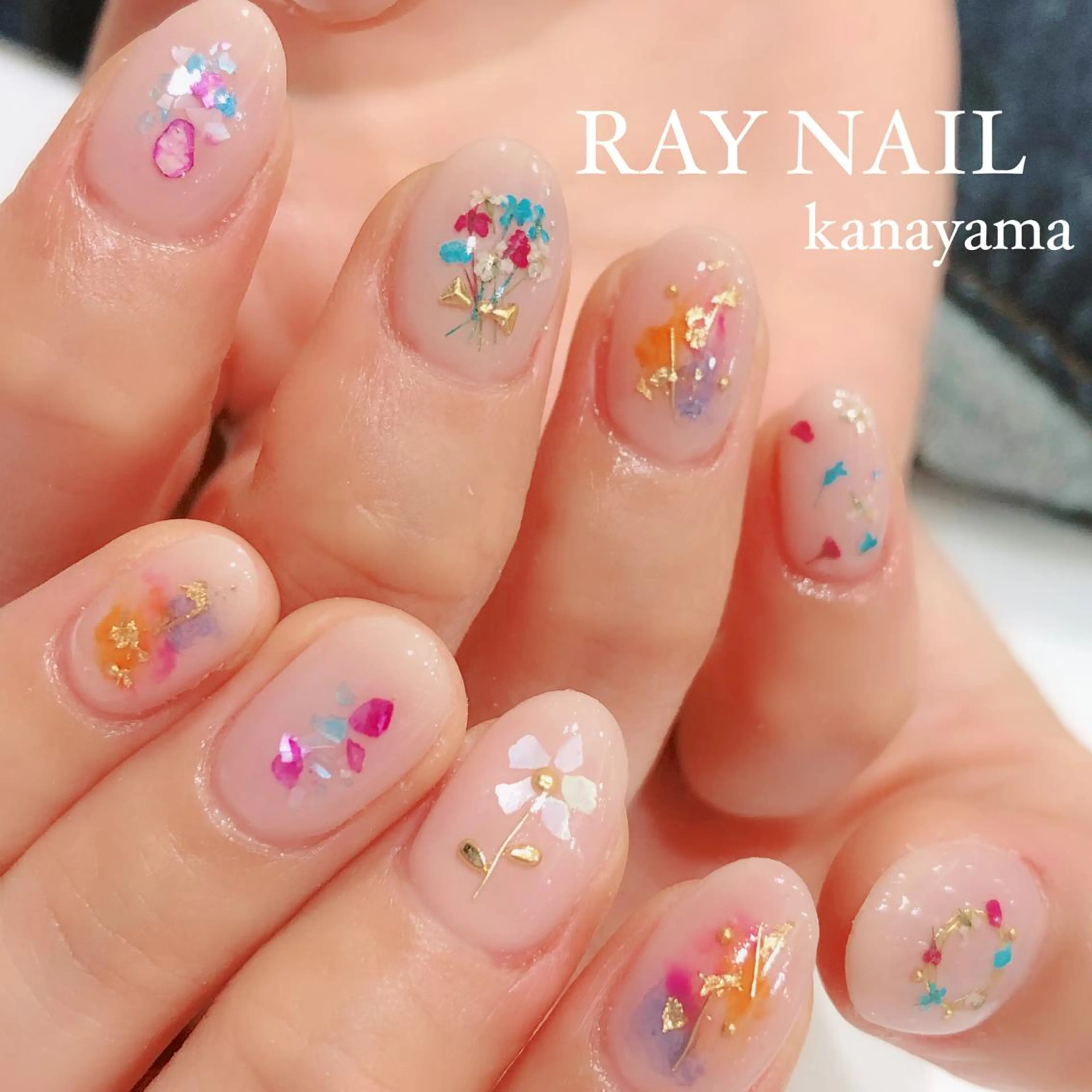 ネイル フラワーネイル Arowa 伊田のネイルデザイン