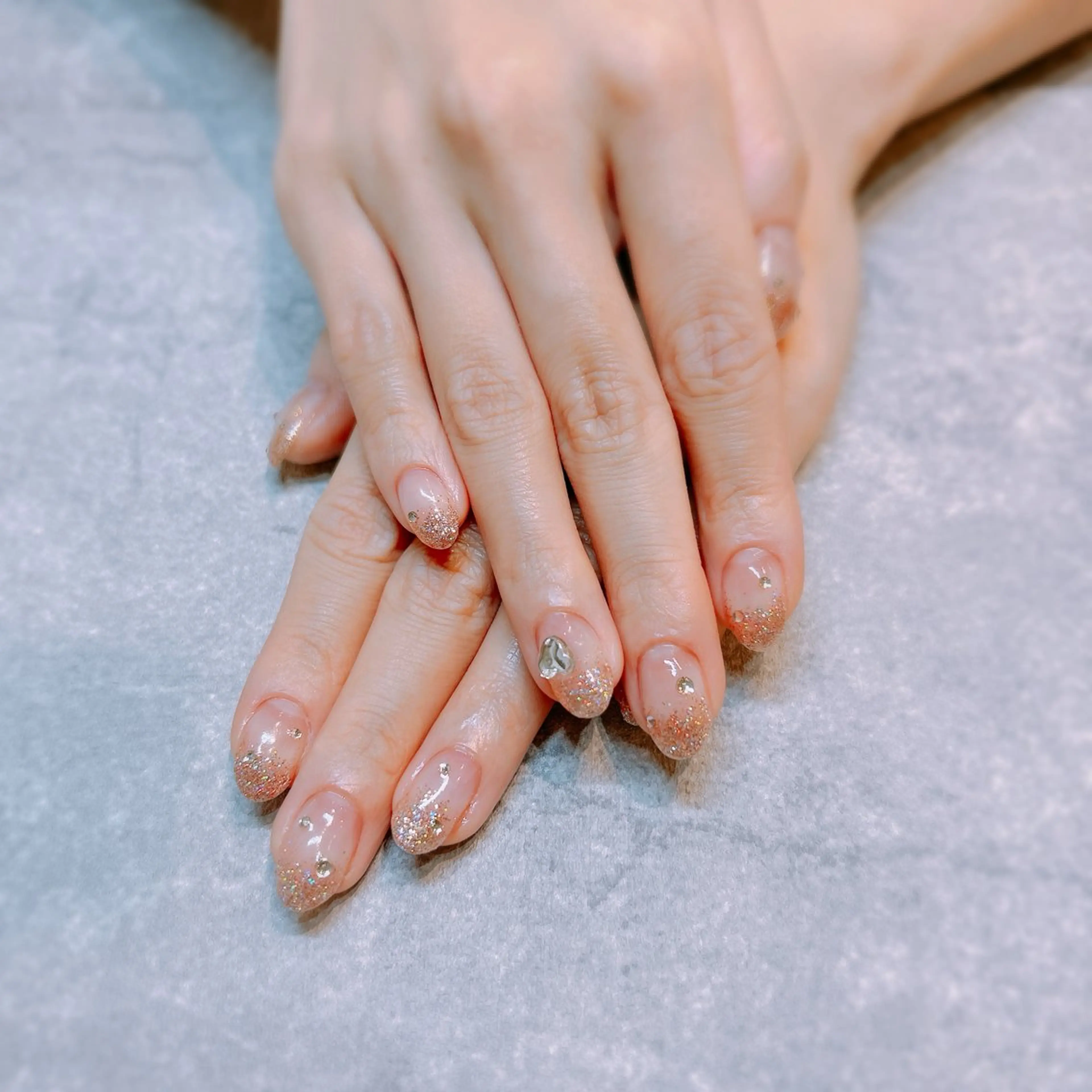 ネイル 伊藤 真琴のネイルデザイン