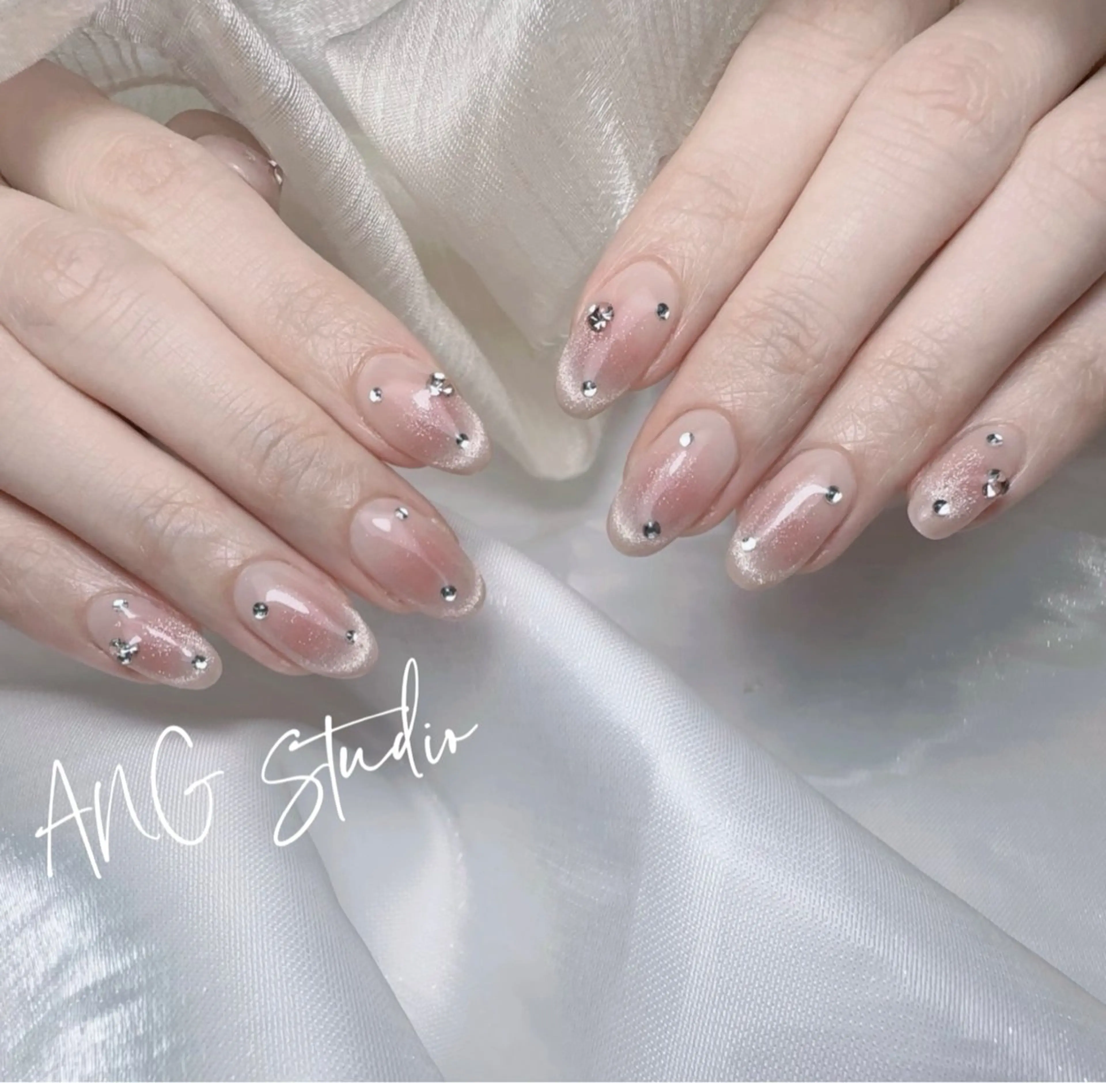 ネイル ハンドネイル ハンドケア ANG Studioのネイルデザイン