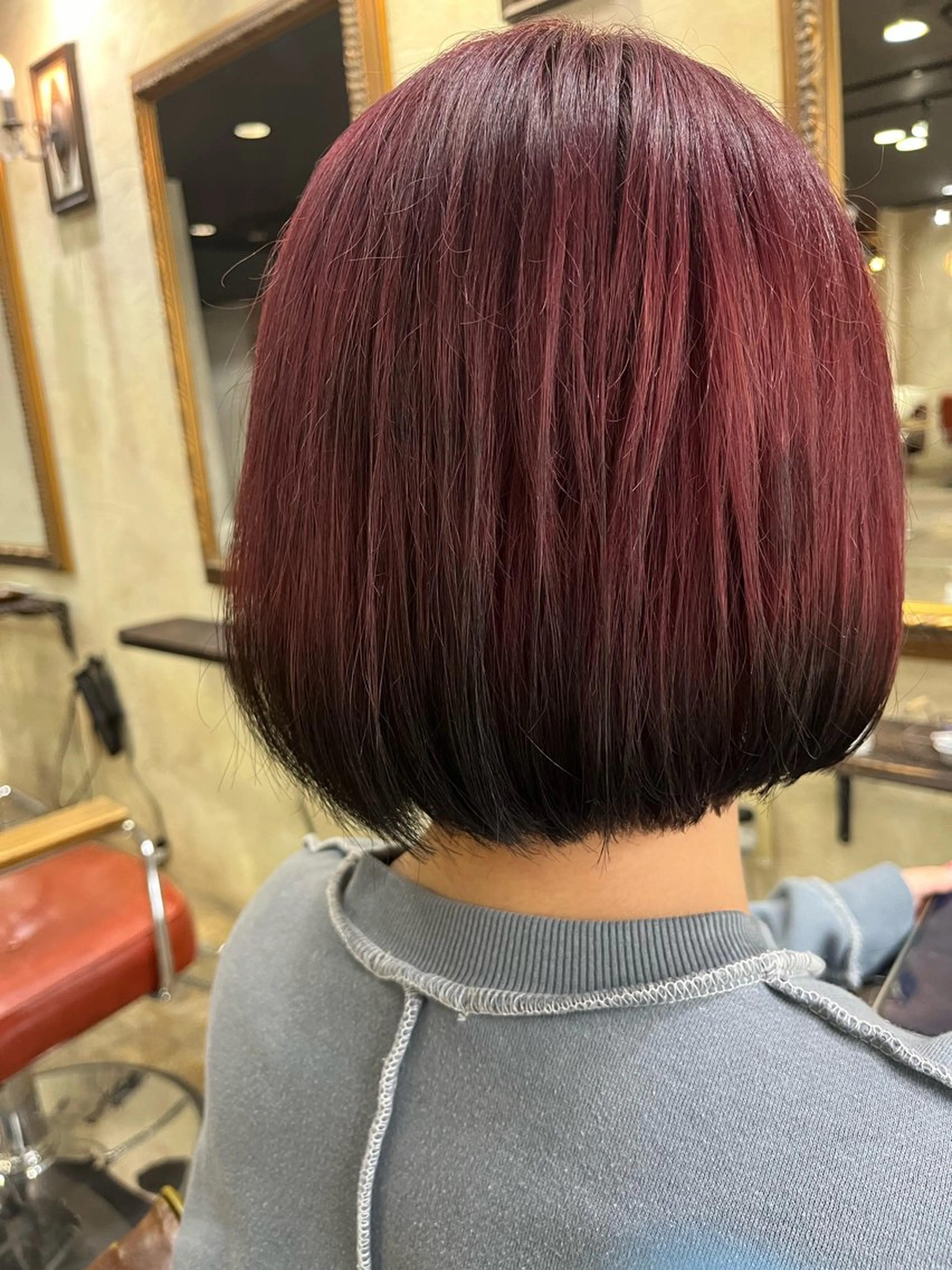 ショート ヘアカラー トリートメント ハイトーンカラー🩵 耳ツボジュエリー👂のその他イメージ