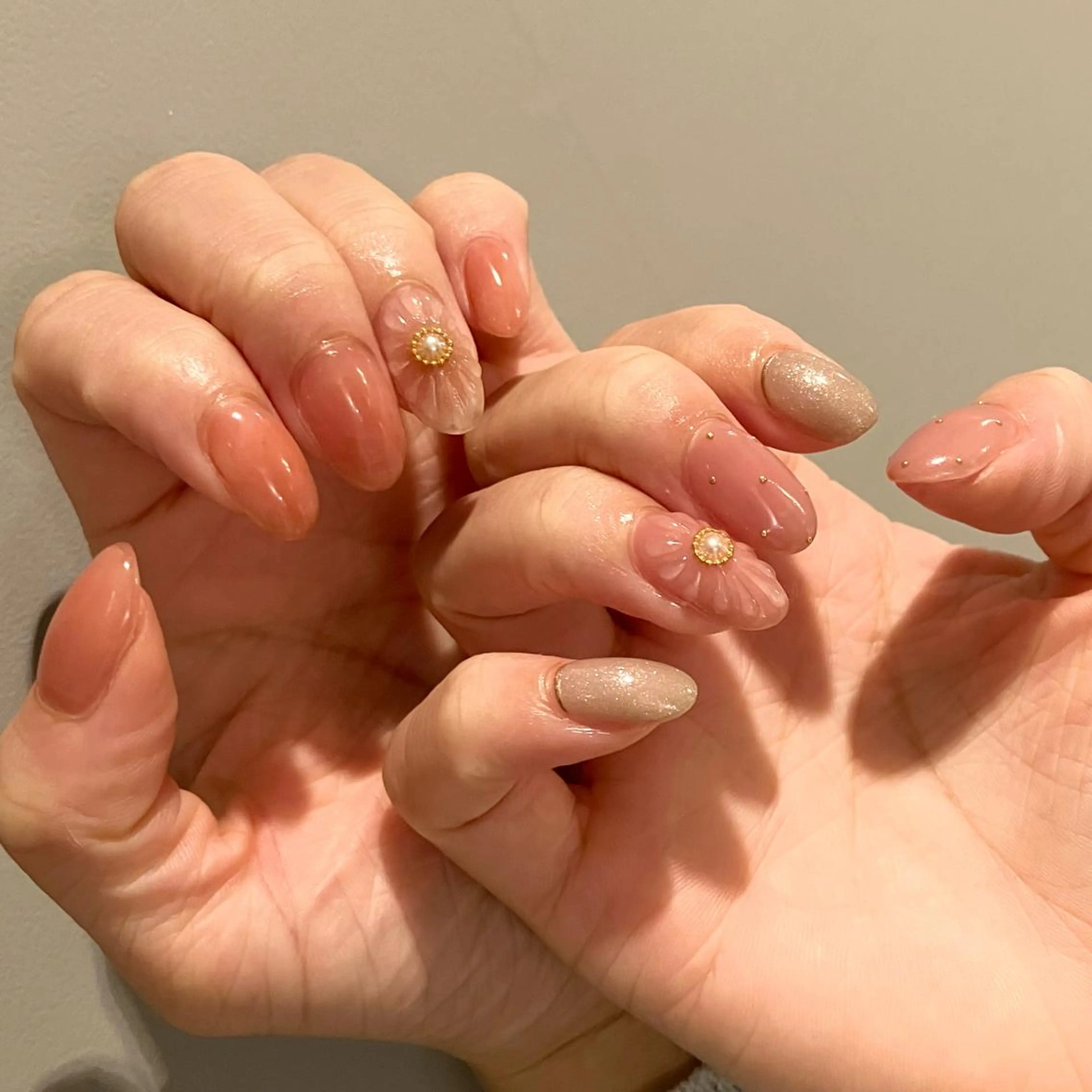 ネイル ハンドネイル ウシク ミユキのネイルデザイン