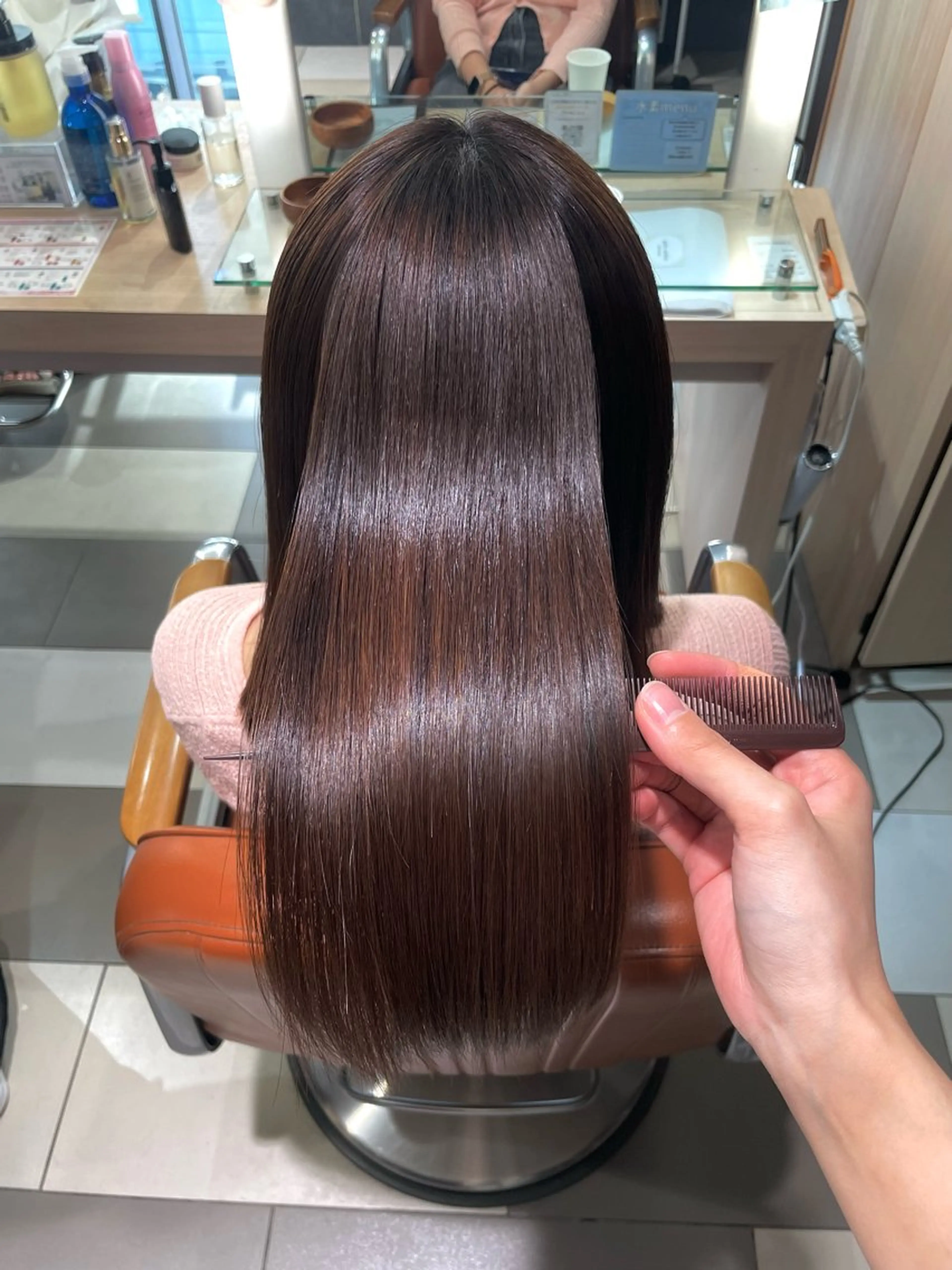 セミロング くせ毛 トリートメント 青沼夏未/オリーブ/ 寒色カラーのヘアスタイル