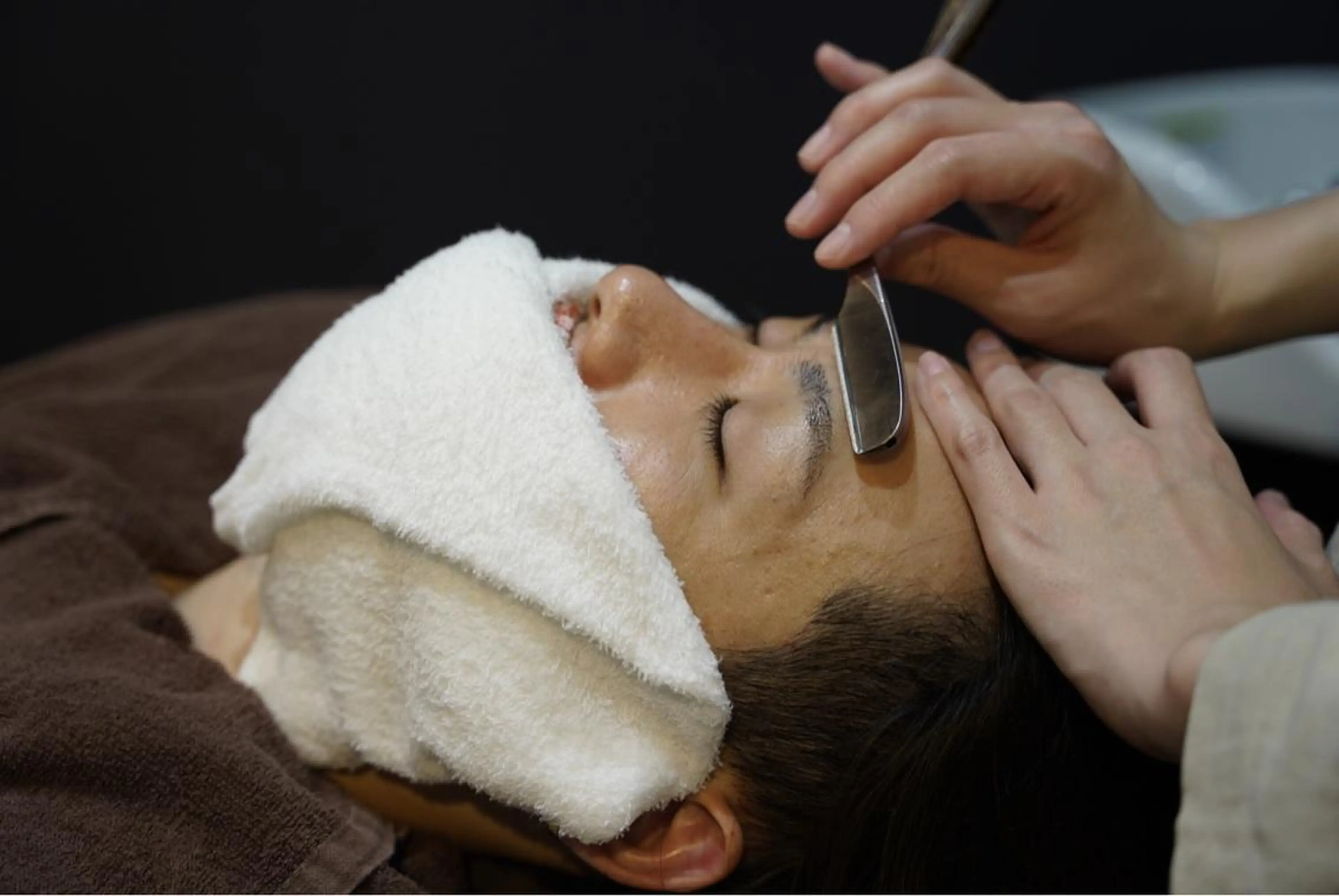 アイブロウ メンズアイブロウ Naps-Shaving所属・新宿シェービング専門 Napsの眉毛・アイブロウイメージ