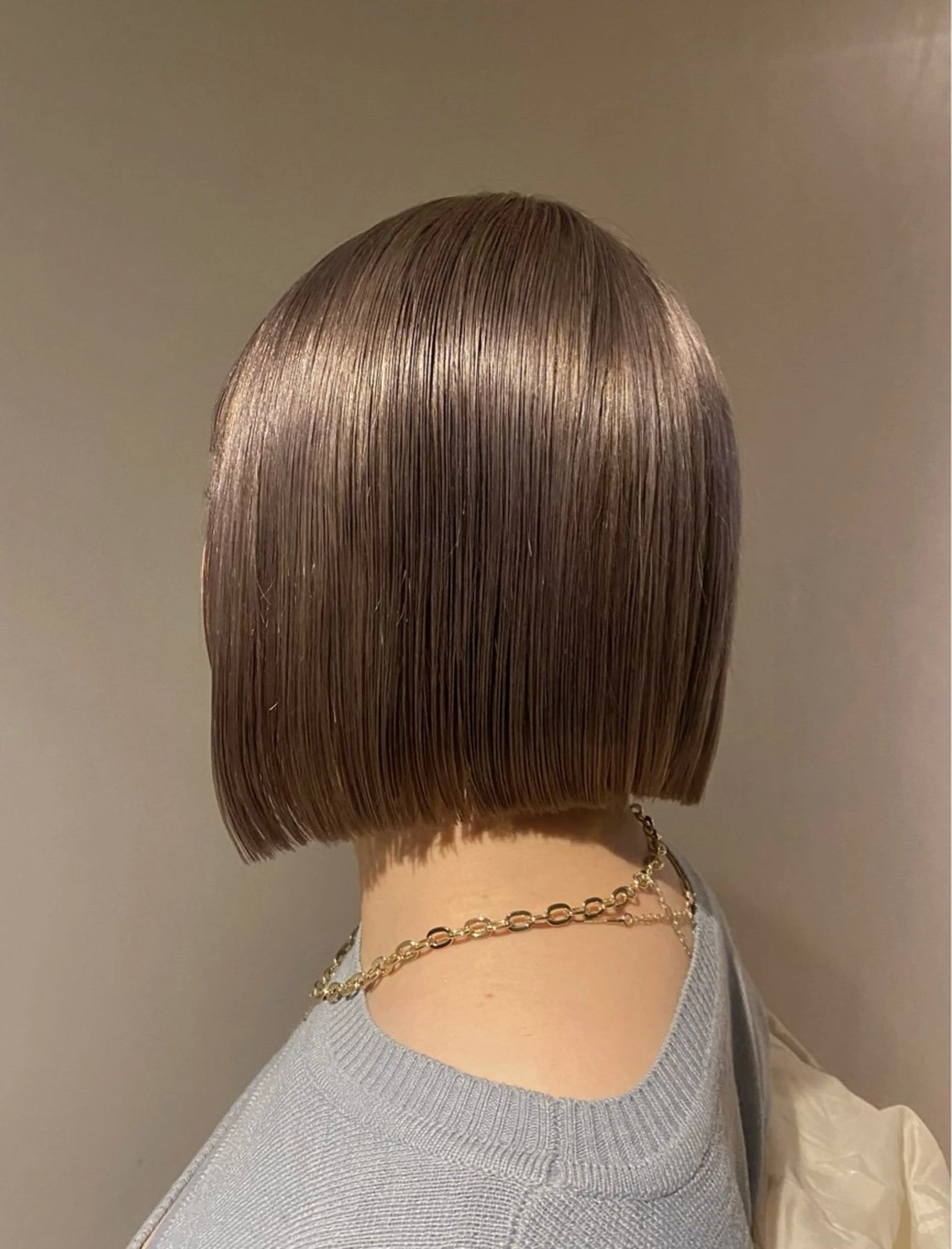 ミディアム カラー トレンド/天神大名 ハイトーン/レイヤーのヘアスタイル