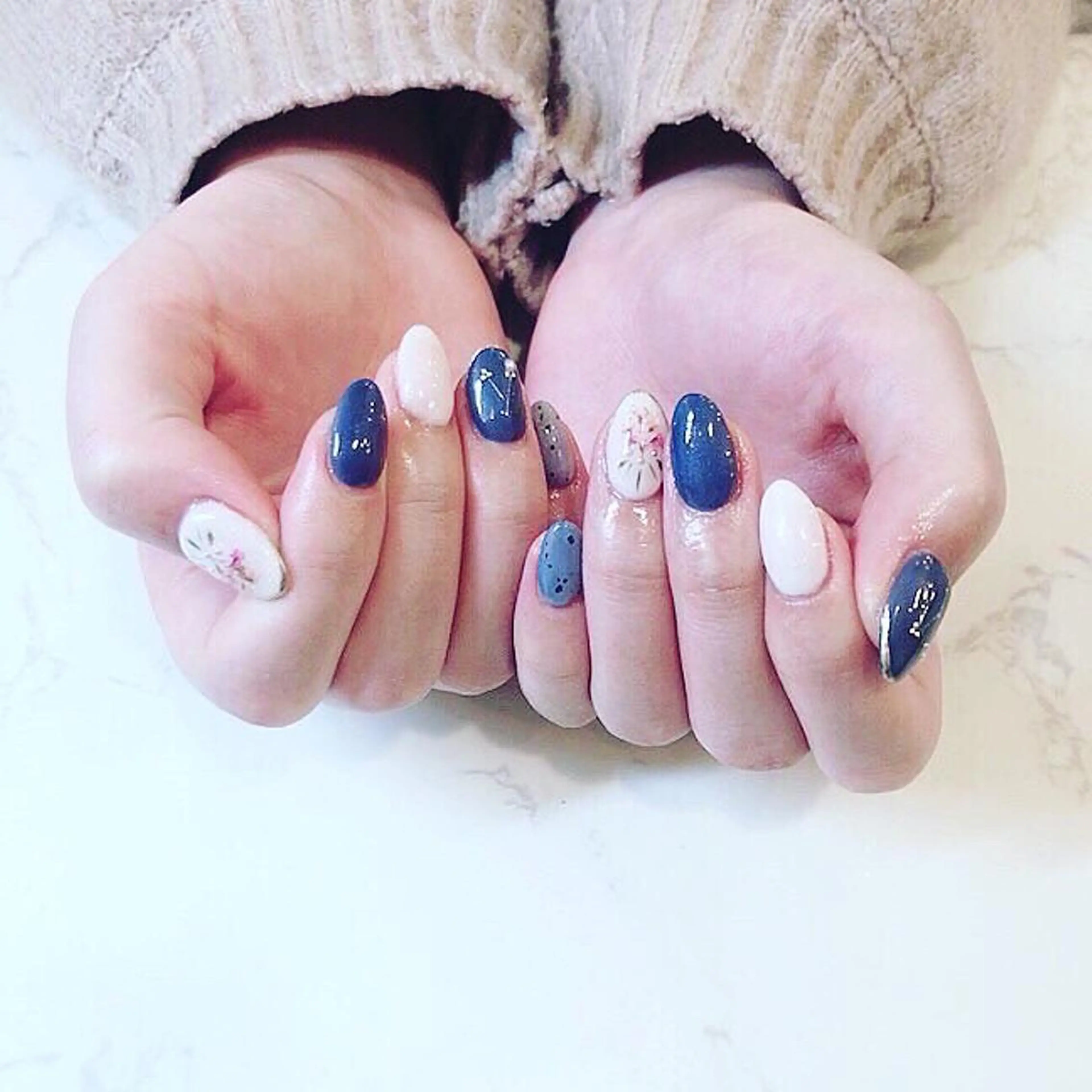 ネイル 🧸 Emiri🫧のマツエク・マツパデザイン