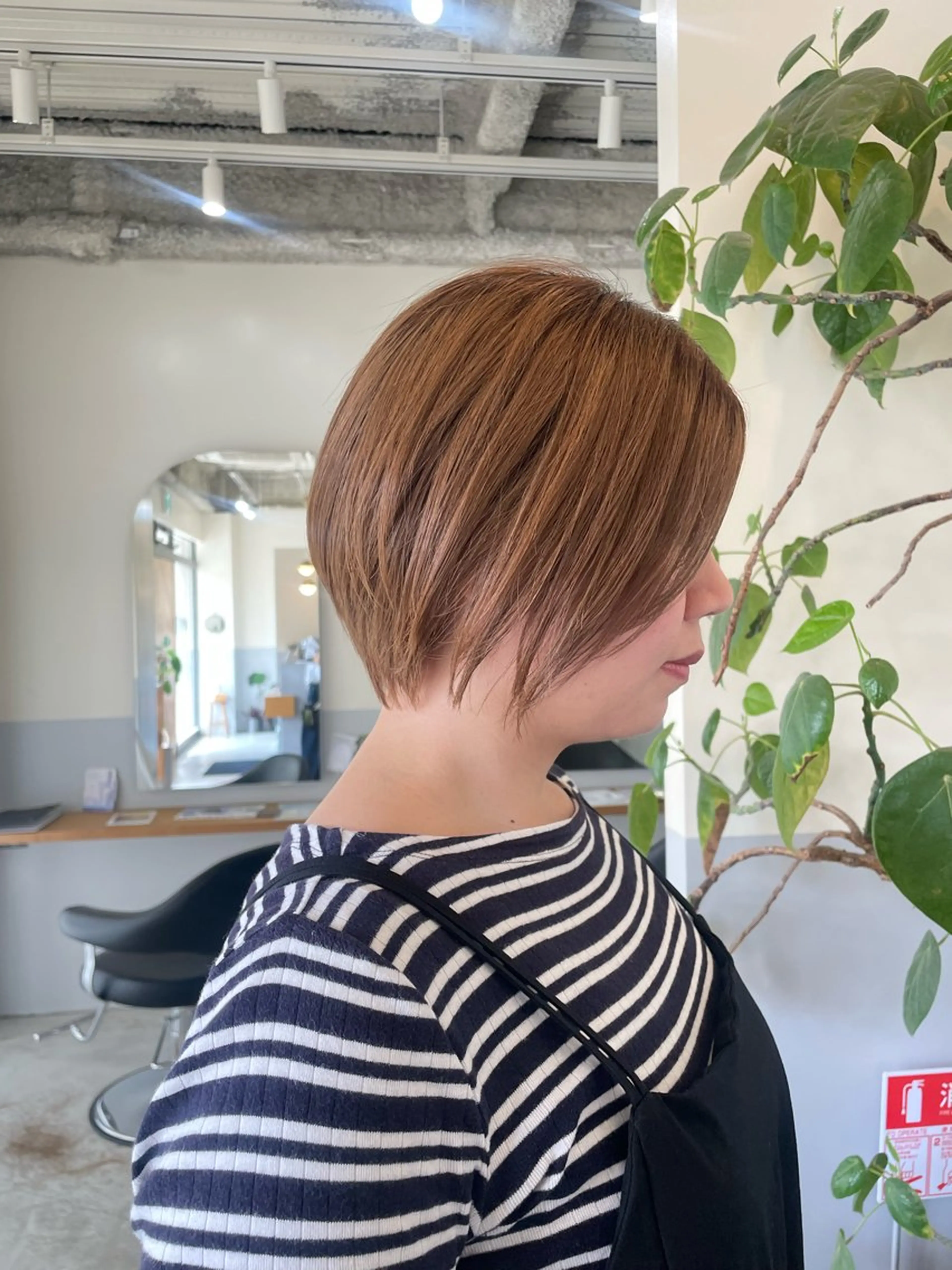 ショート ショートヘア 小久保 里紗のヘアスタイル
