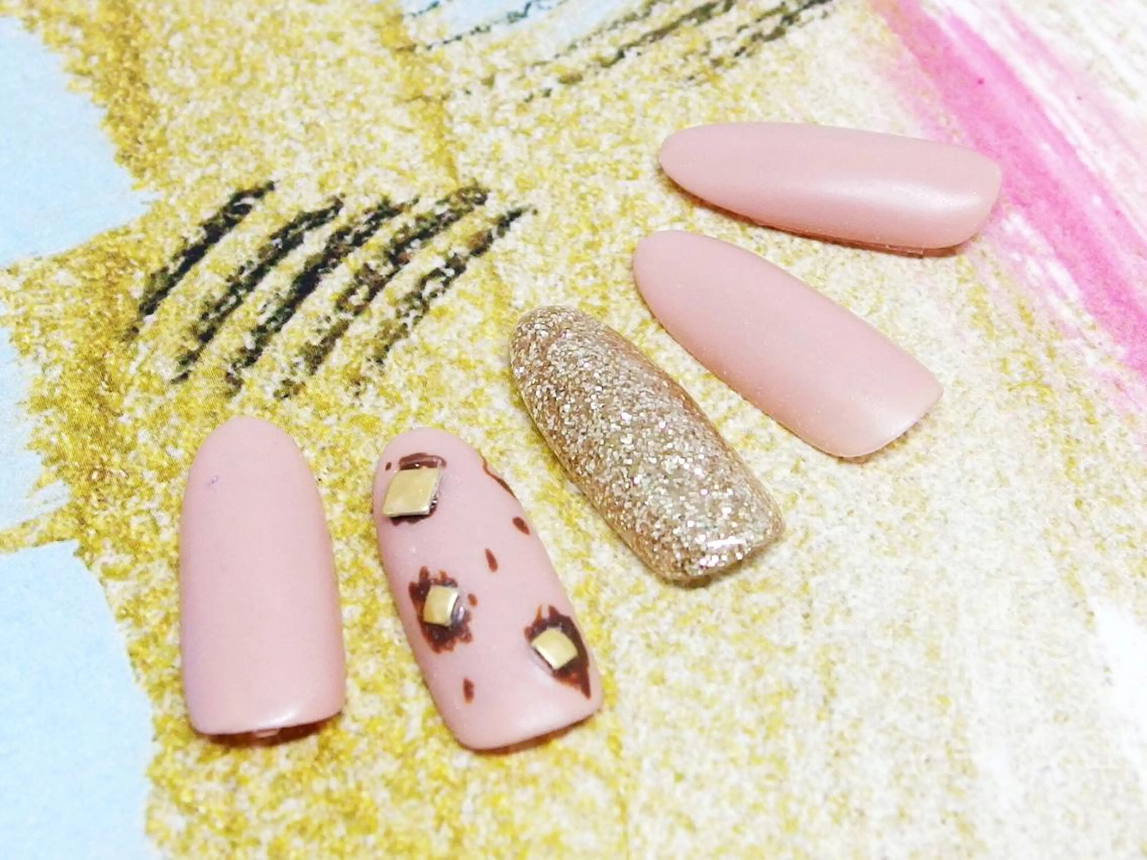 ネイル ティーエヌ 金山駅東口店のネイルデザイン