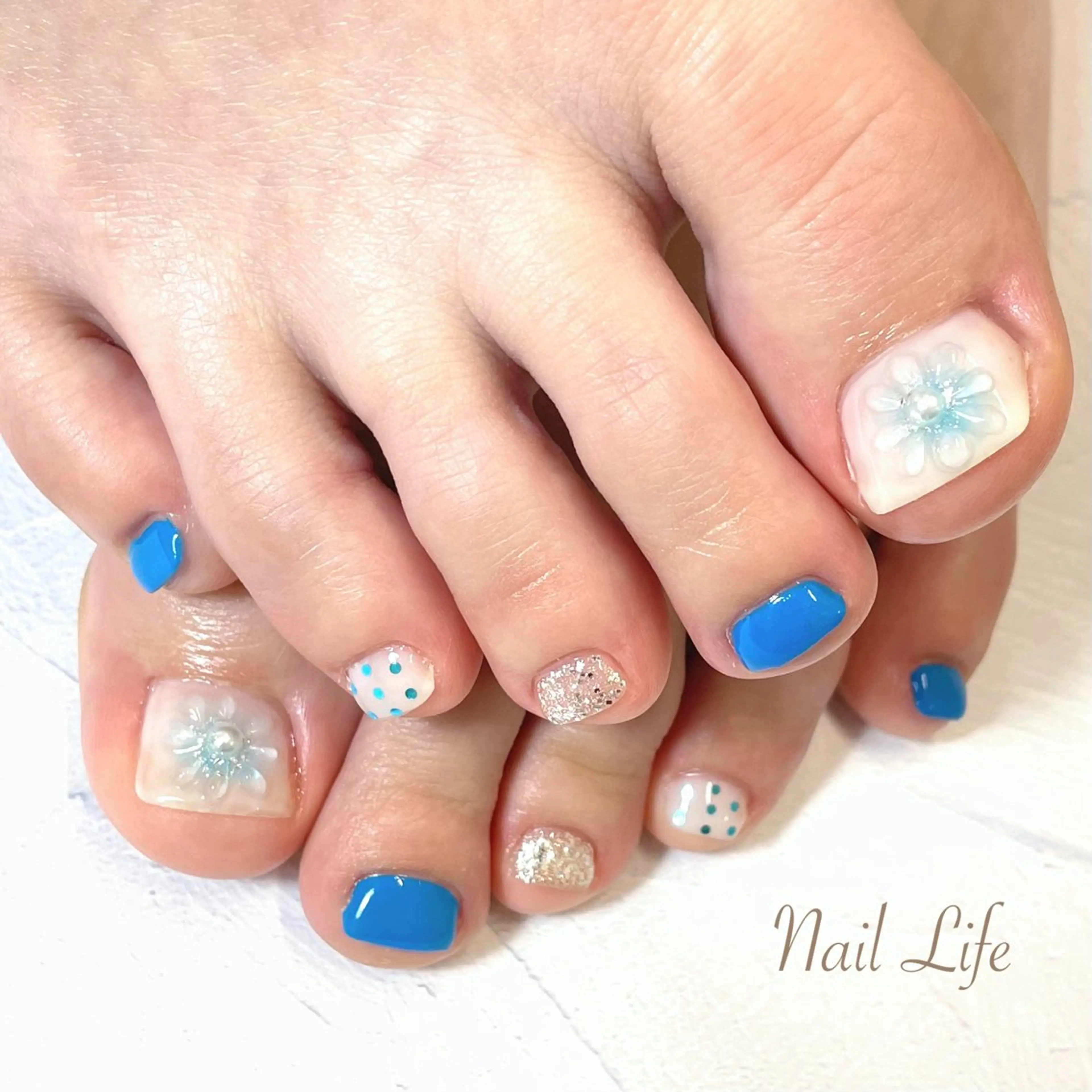 ネイル フラワーネイル フットネイル ぷっくりネイル 大嶋 めぐみのネイルデザイン