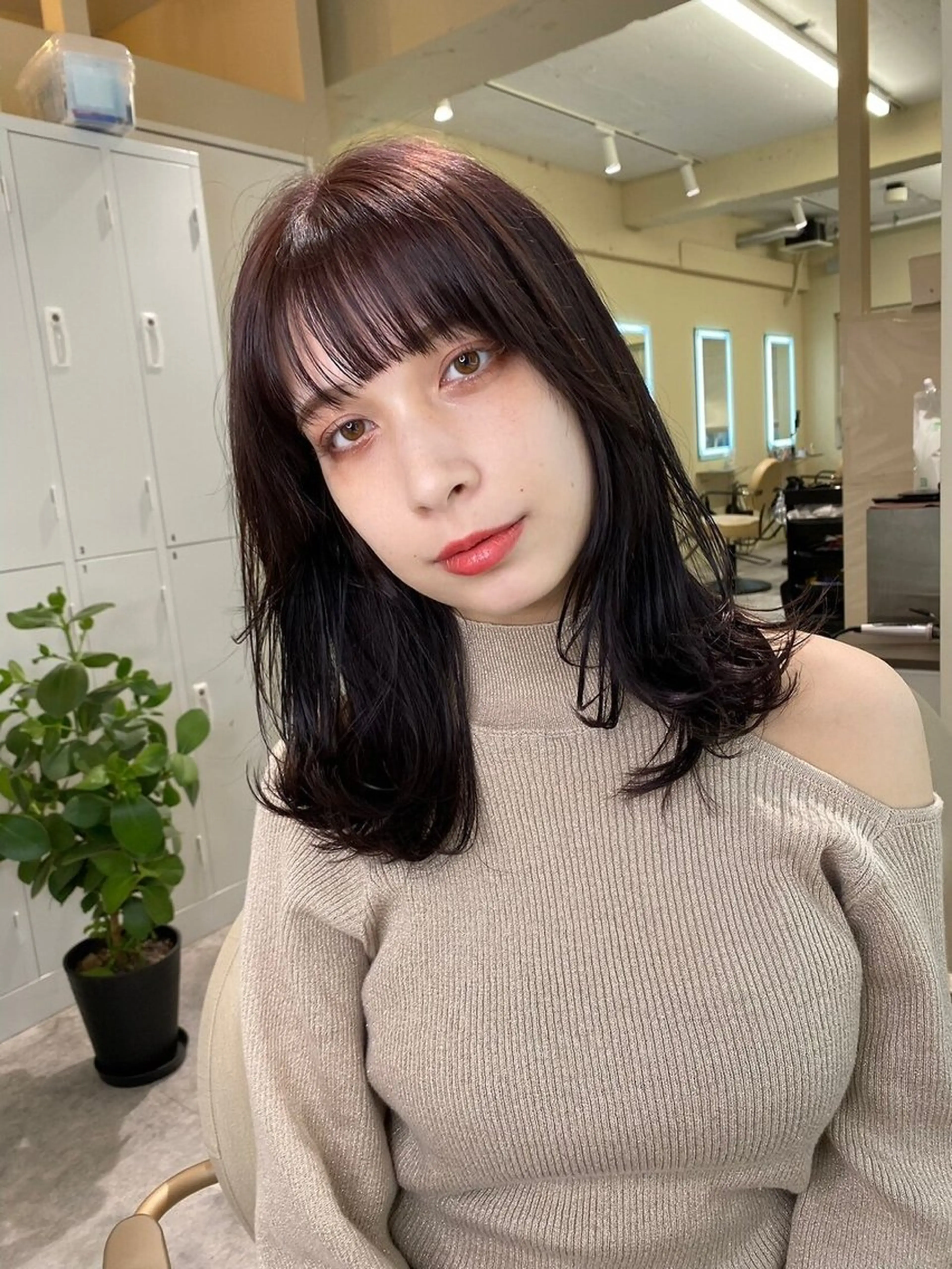 ミディアム レッドブラウン ボブ 縮毛矯正+モテカラー 🎀✨MIHOのヘアスタイル