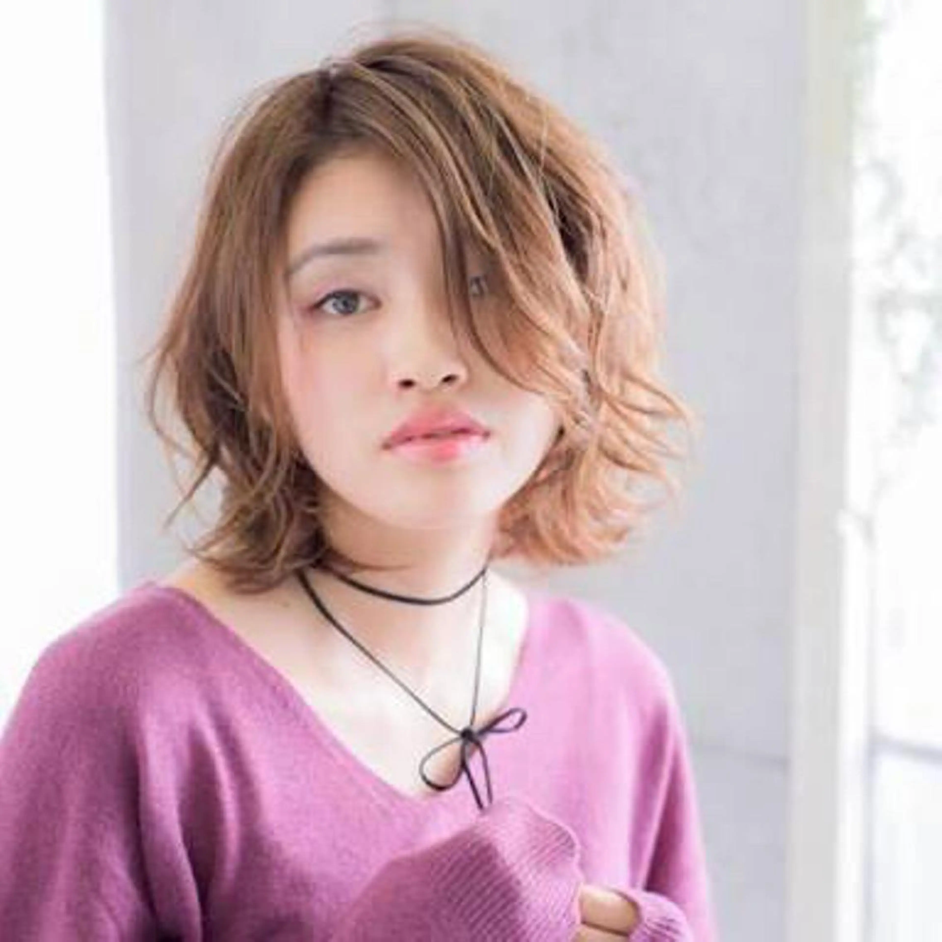 ミディアム 星 沙織のヘアスタイル