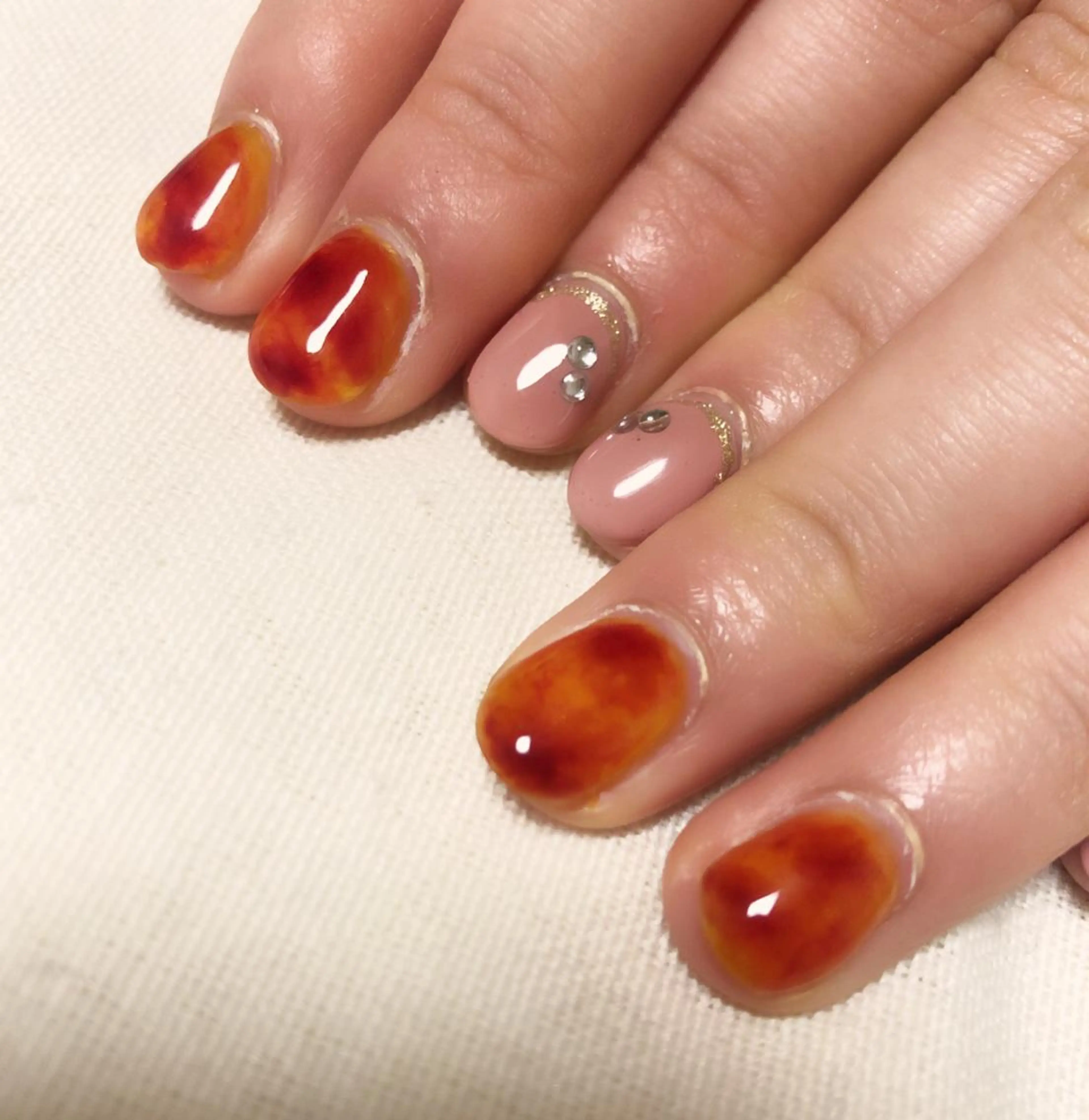 ネイル べっ甲ネイル AZU nailのネイルデザイン