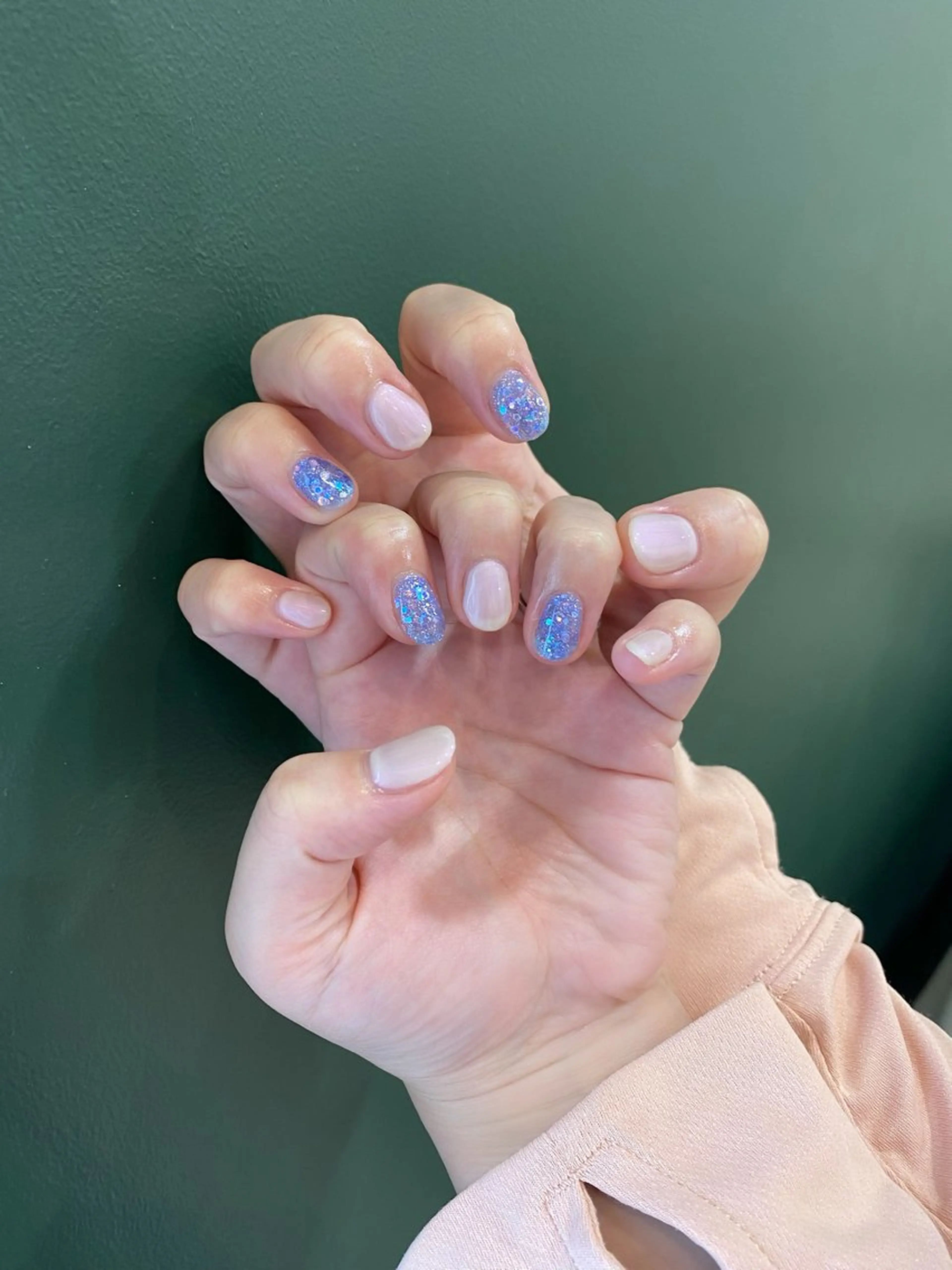 ネイル ハンドネイル whitepaper 🔷IZUMIのネイルデザイン