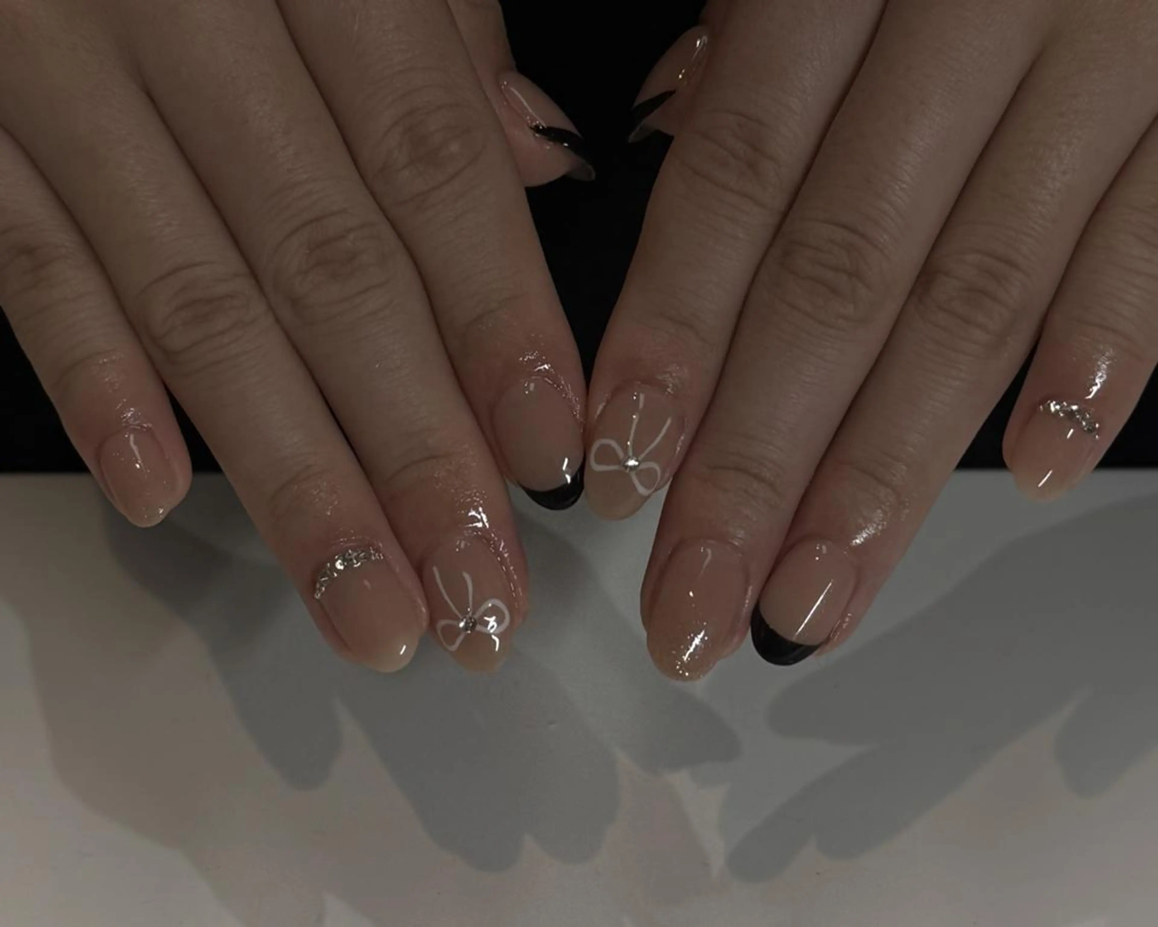 ネイル ハンドネイル 🎀 Ayaka_nailのネイルデザイン