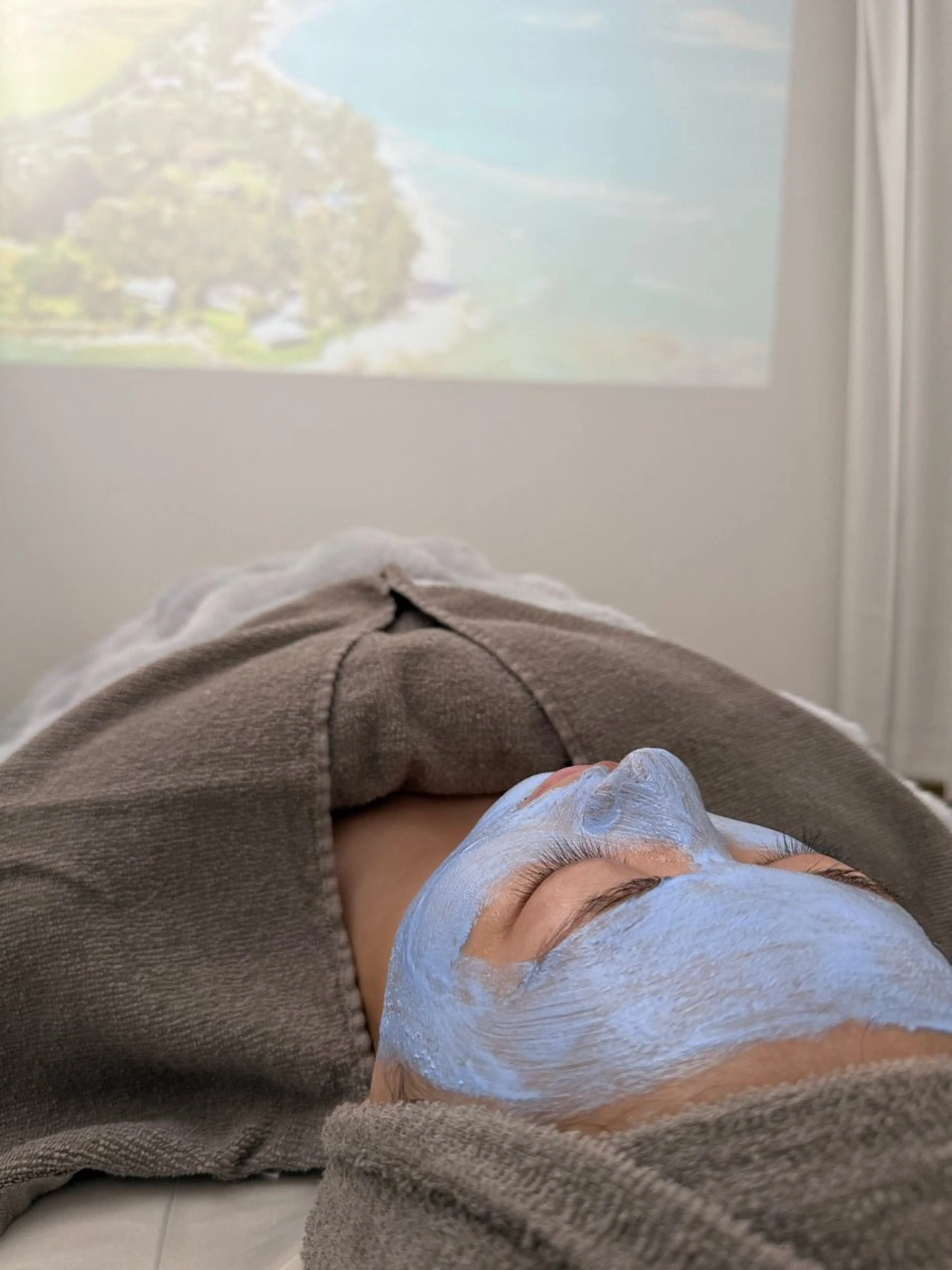 エステ RAY LOW (レイロウ)北浜のエステ・リラクイメージ