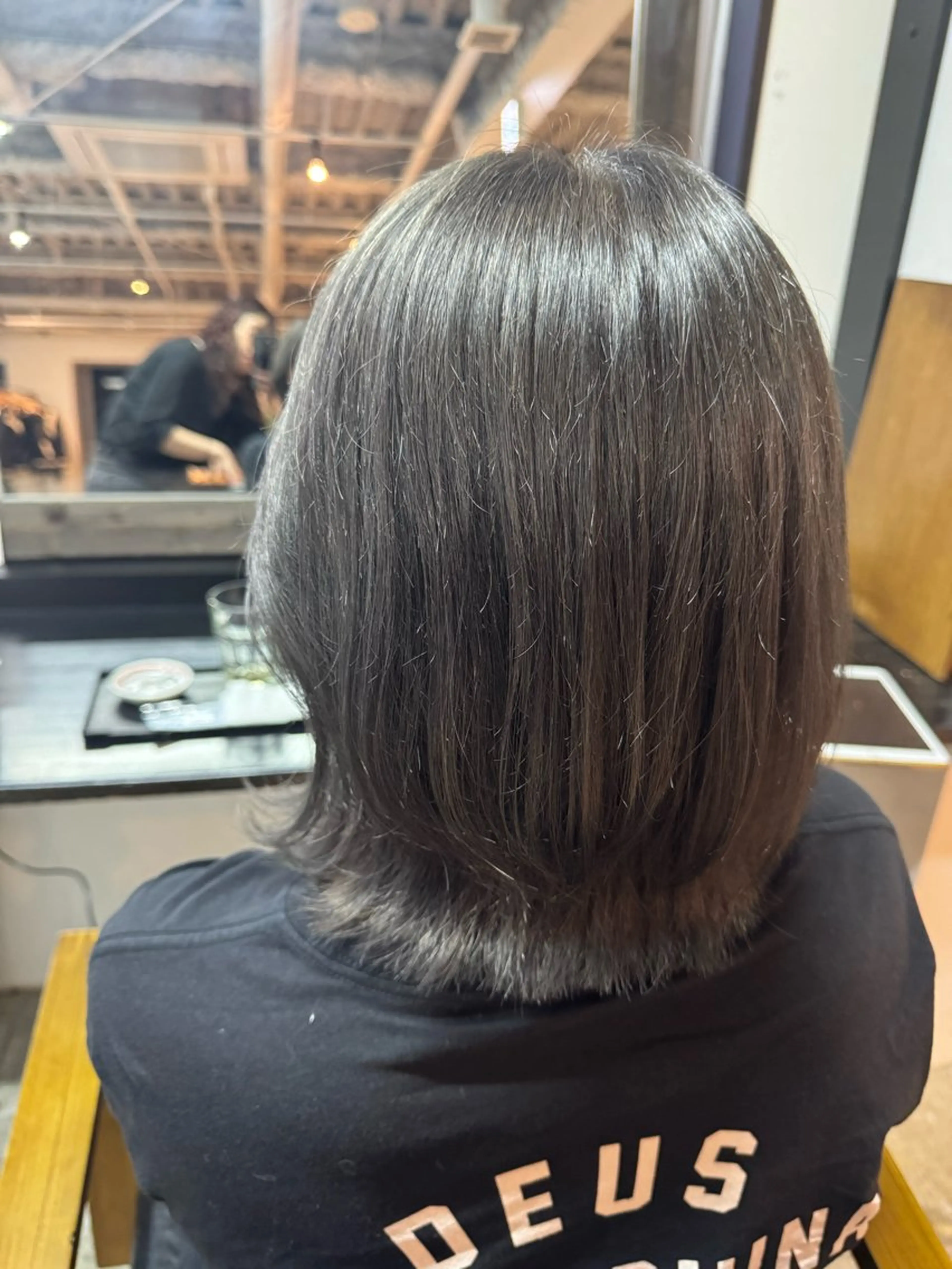 ミディアム カラー 林 真那のヘアスタイル