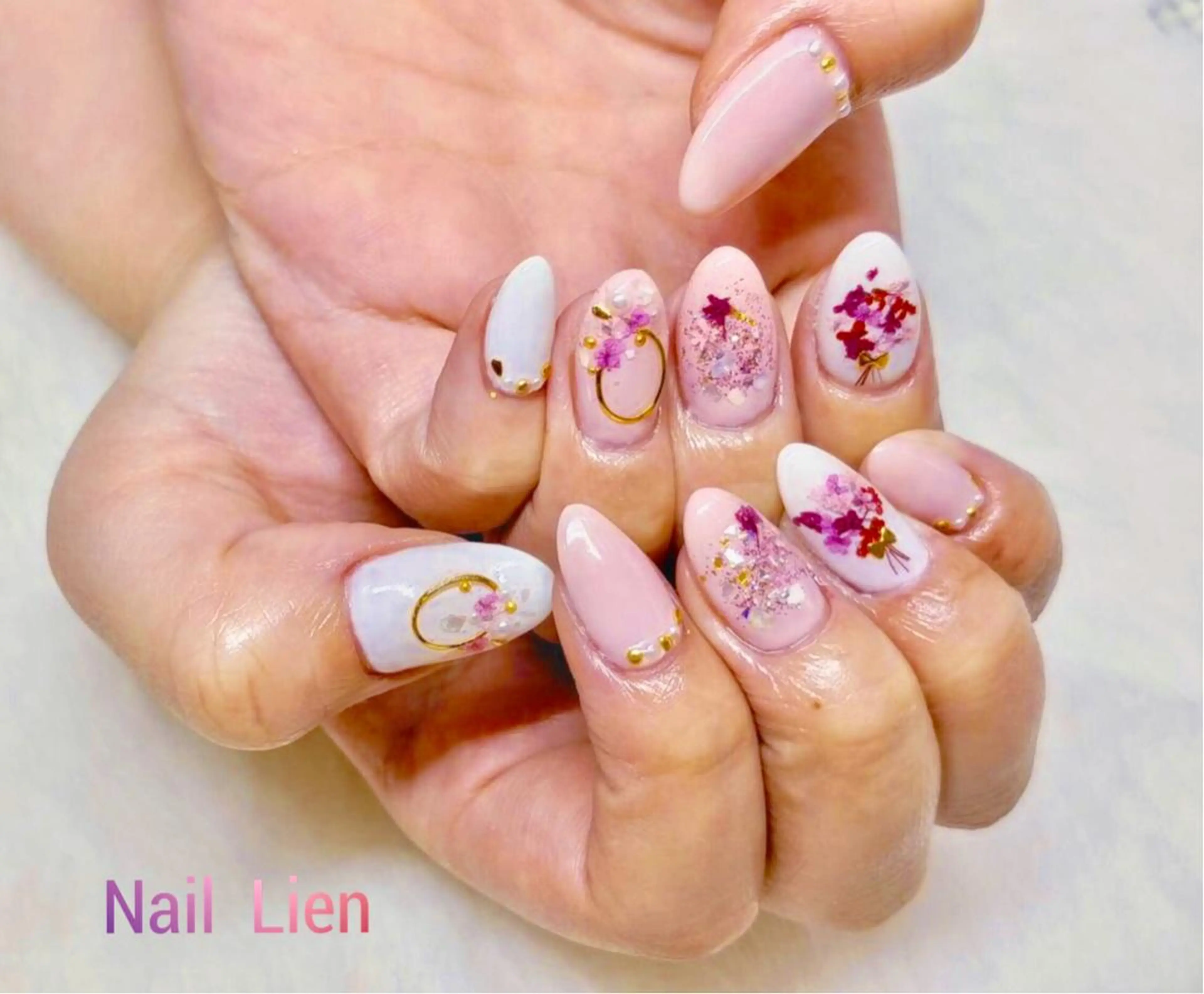 ネイル フラワーネイル ガーリー Nail lieNのネイルデザイン