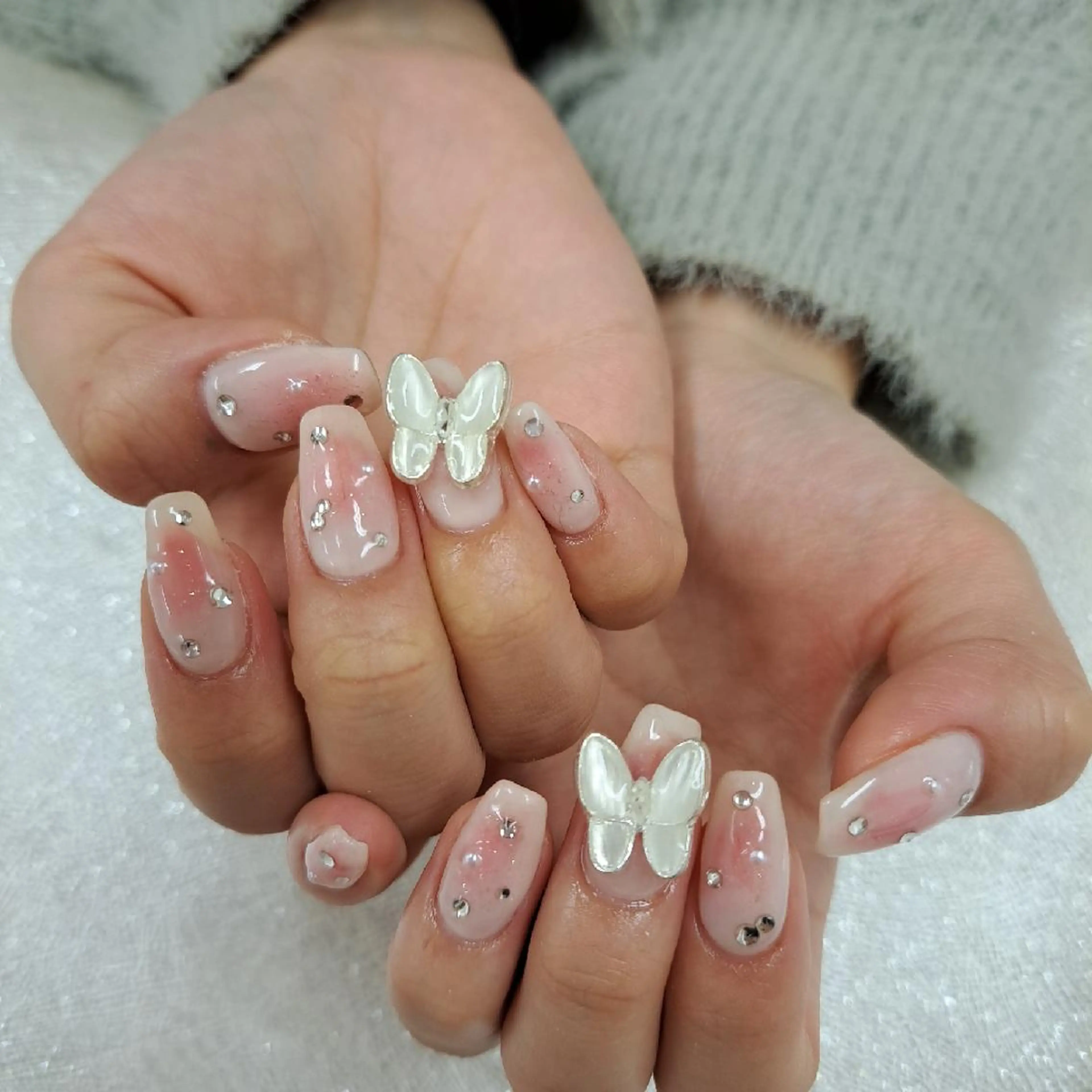 ネイル アートネイル ジェルネイル 持ち込み ニュアンスネイル パラジェル 河野ちえ (雑誌掲載サロン)のネイルデザイン