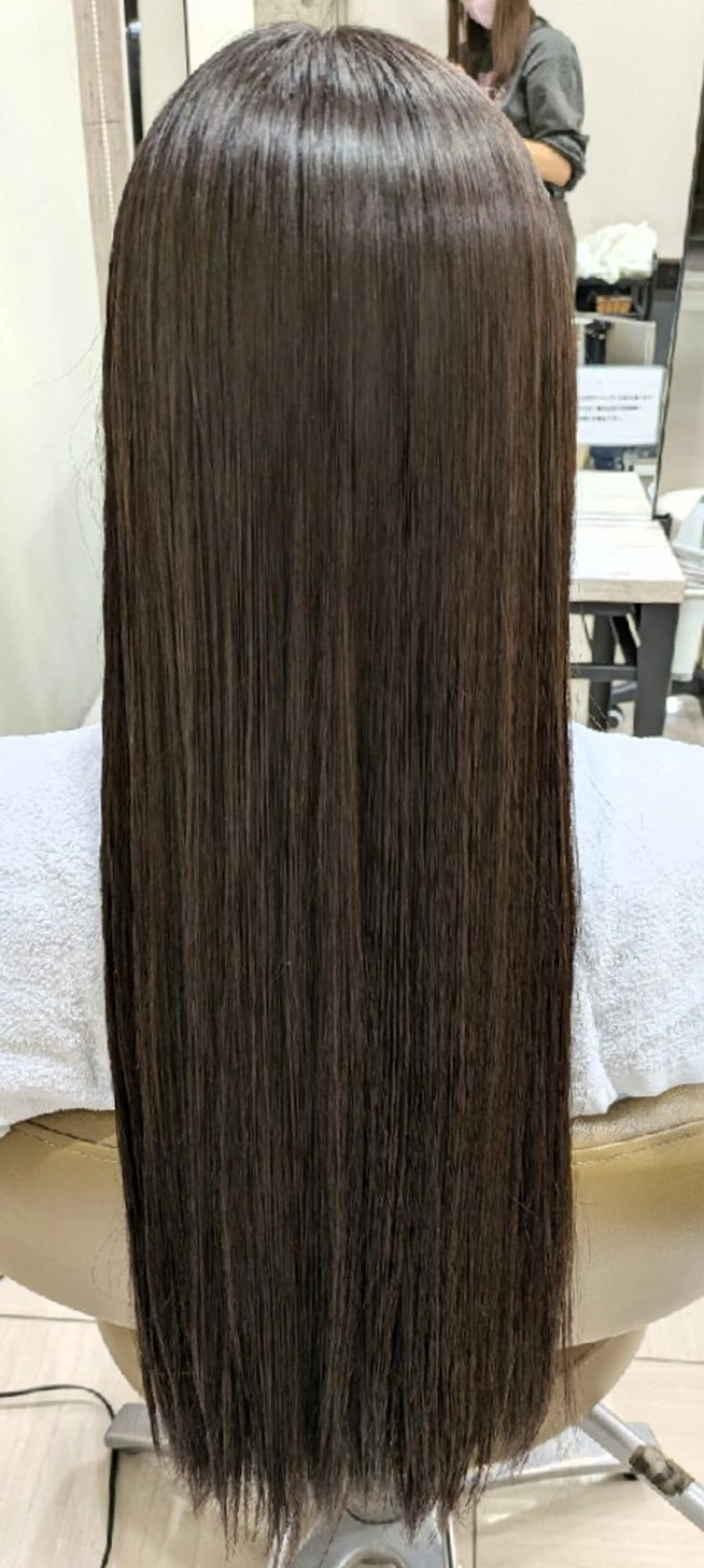 ロング 小林 凜のヘアスタイル