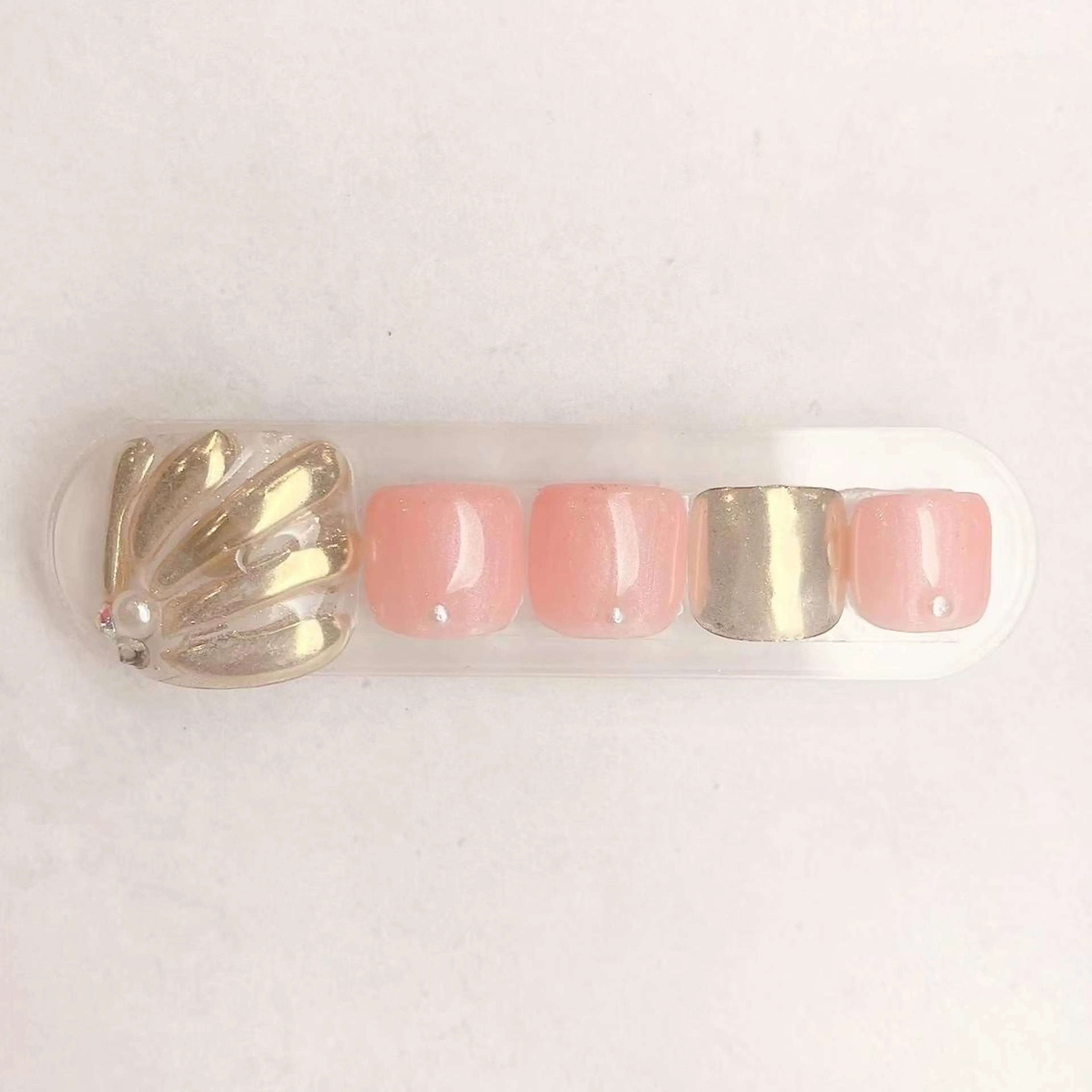 ネイル 丹羽 絵梨花のネイルデザイン