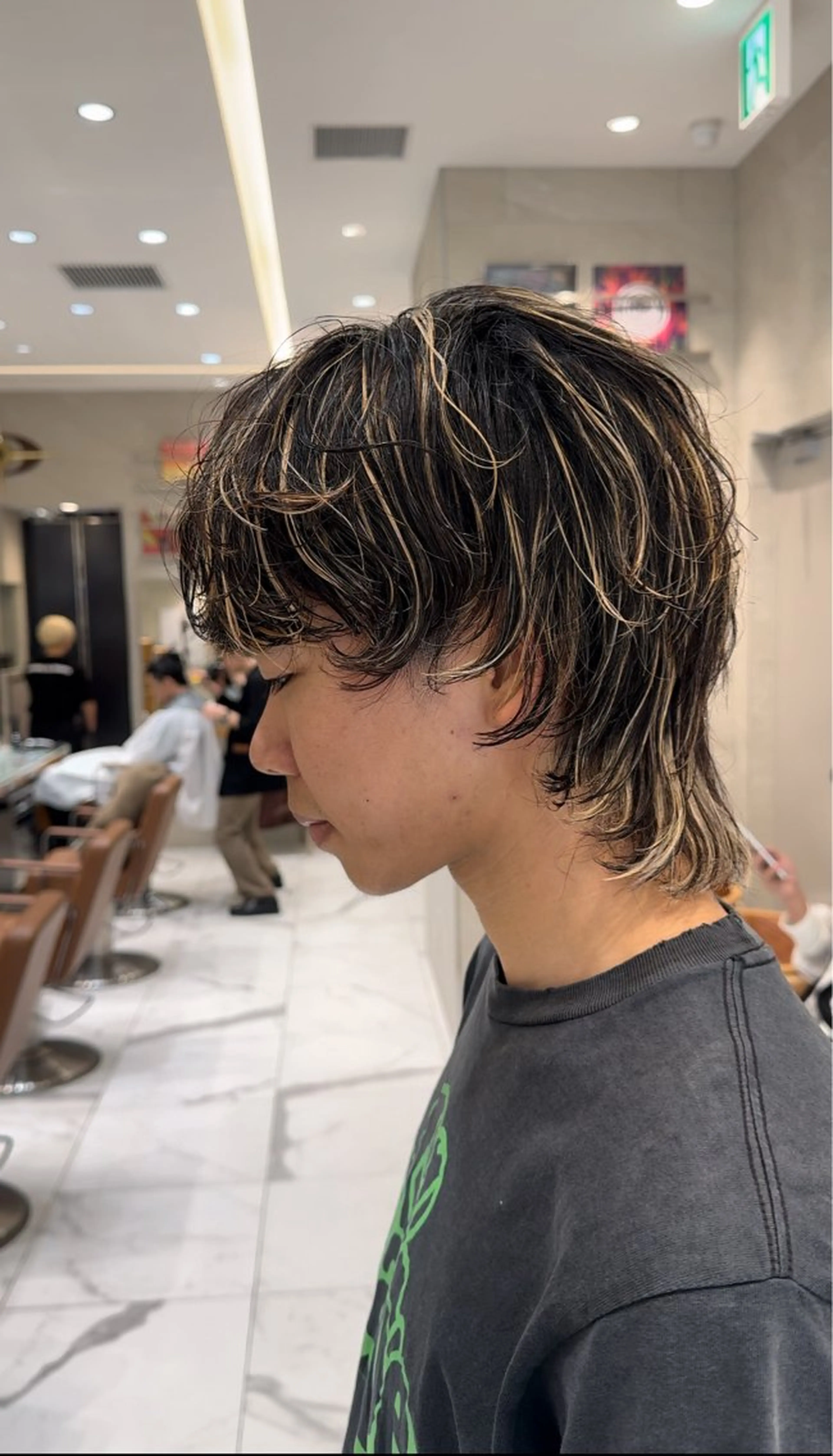 ミディアム カラー ブリーチ ケアブリーチ ハイライトカラー ハイライト 新宿/ブリーチ /パーマ/戸羽のヘアスタイル