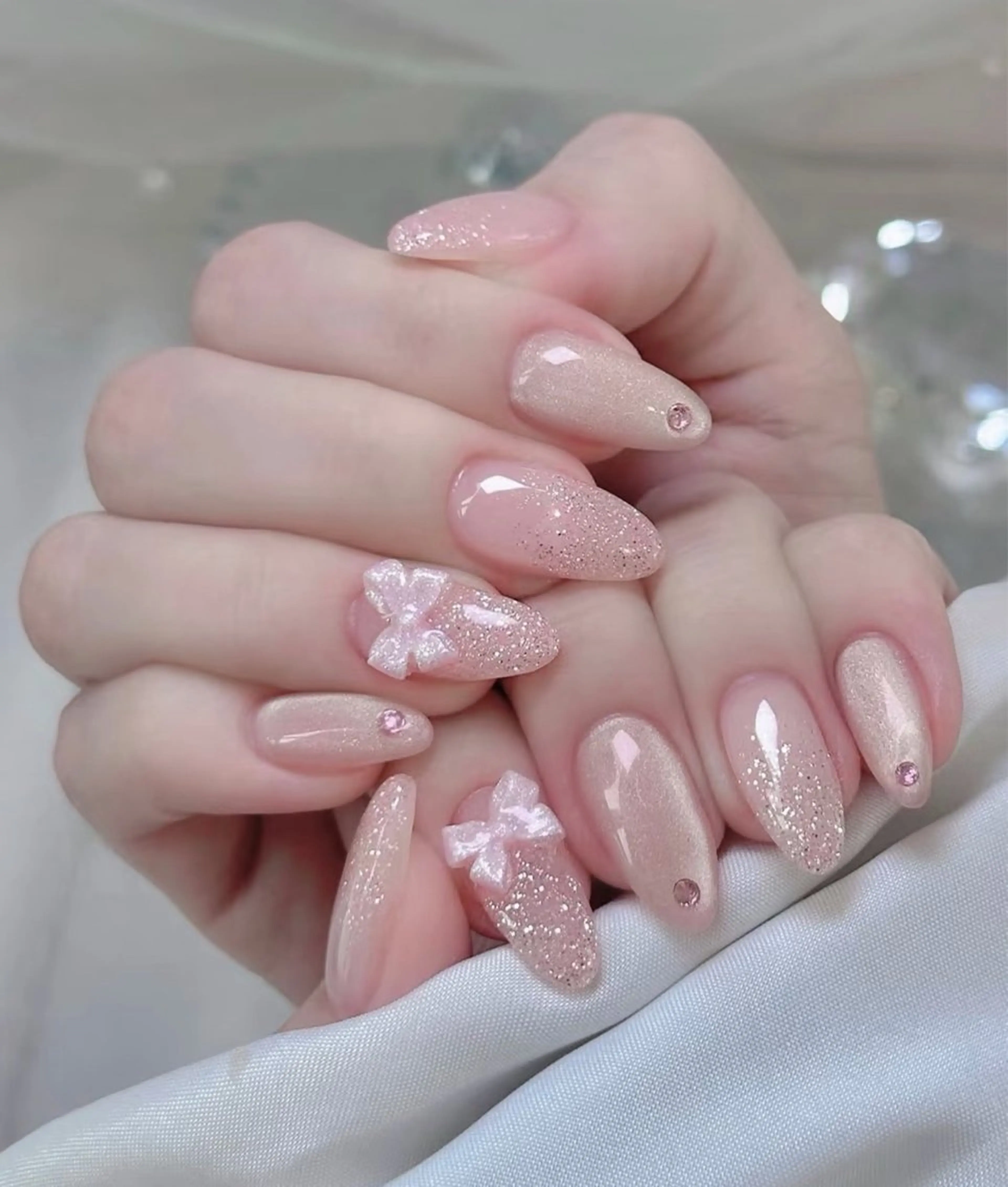 ネイル フレンチネイル キラキラネイル 韓国ネイル シンプルネイル ワンホンネイル ハンドネイル MEI Nailのネイルデザイン