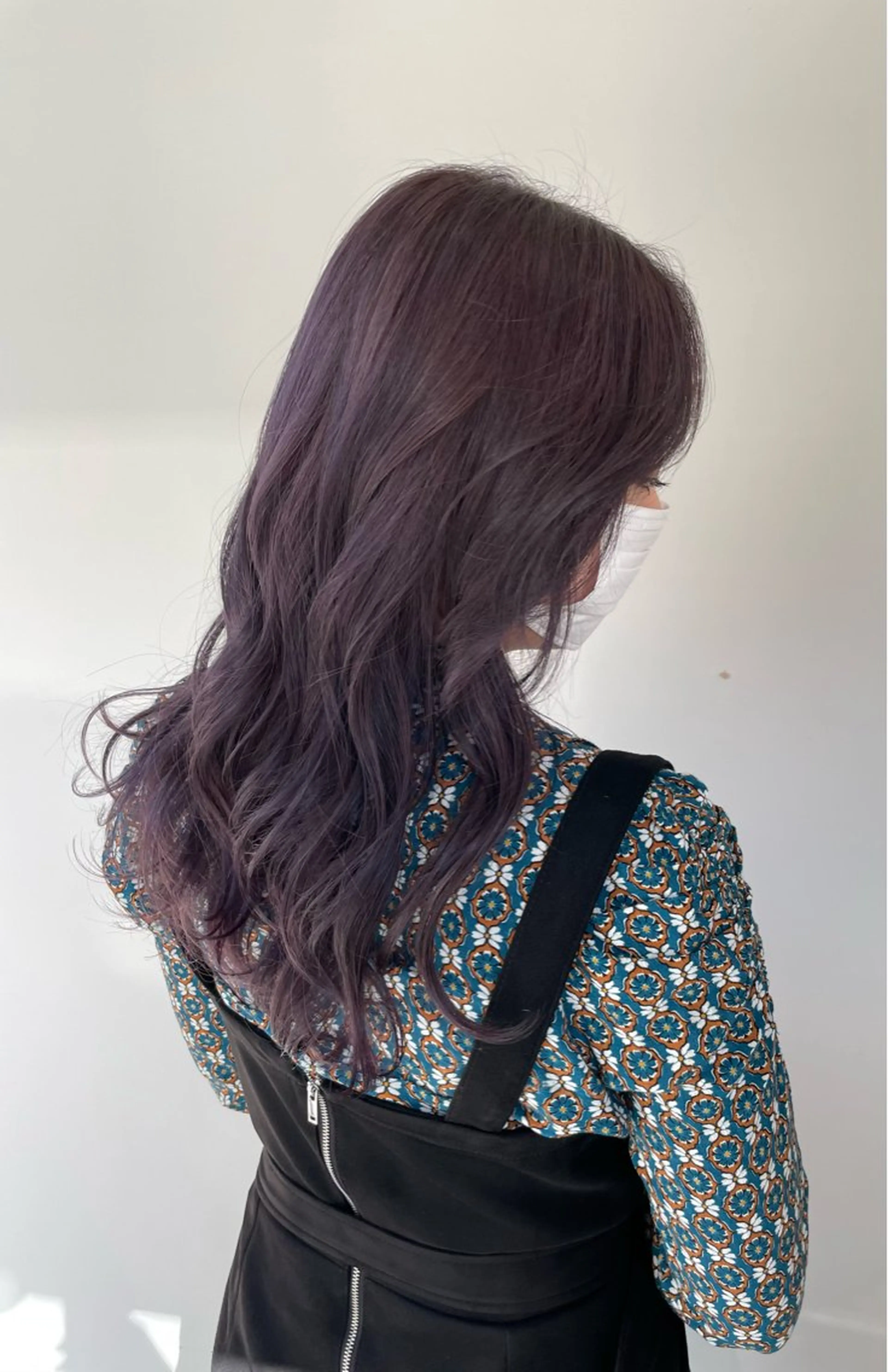 セミロング カラー ブリーチ ケアブリーチ 透明感カラー グレージュ ラベンダーカラー ヘアカラー バレイヤージュ特化｜ Takuのヘアスタイル