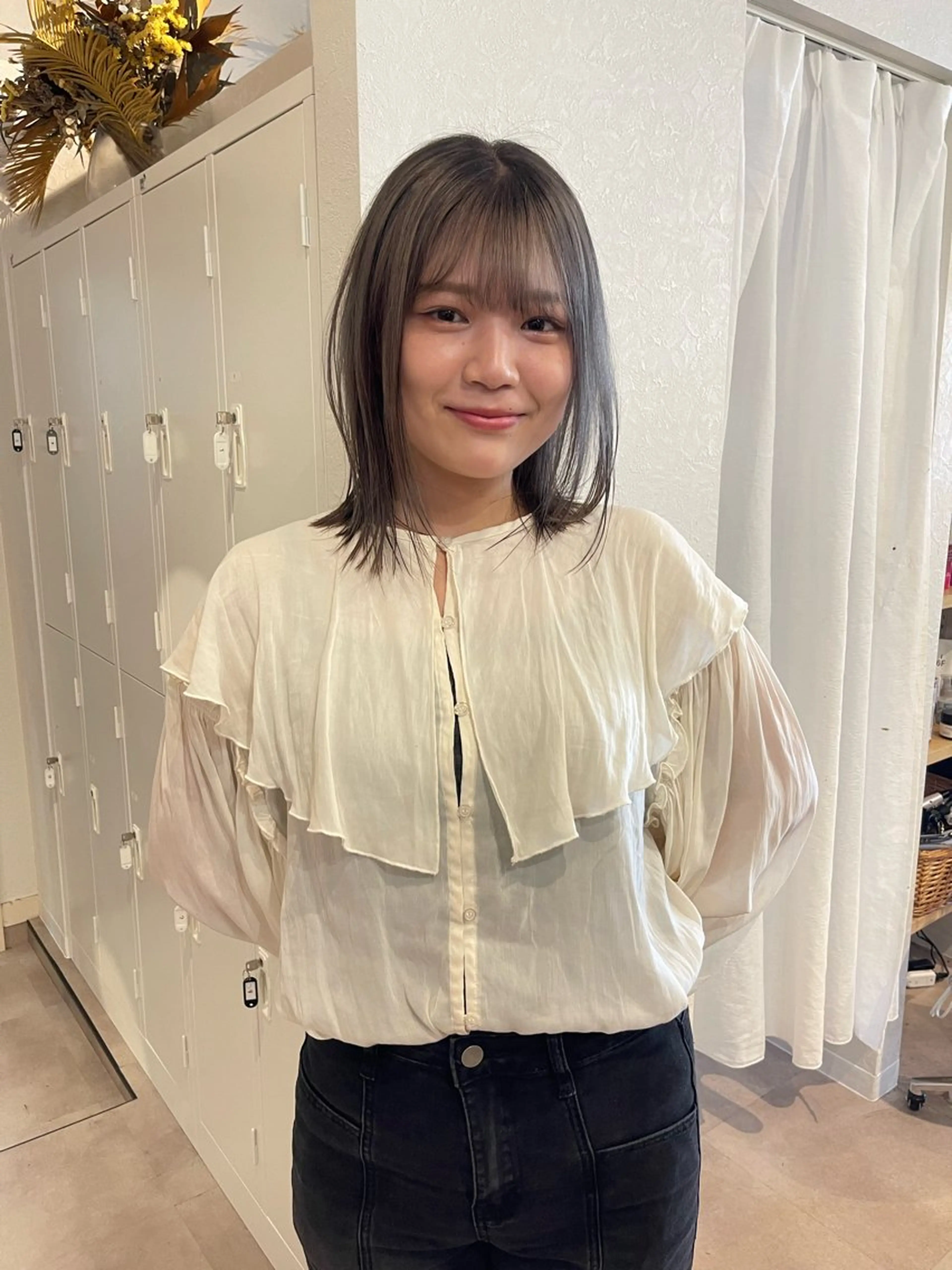 ミディアム くびれヘア 顔まわりレイヤー 韓国風ヘア レイヤーカット maho/ブリーチ ミルクティー四条大宮のヘアスタイル